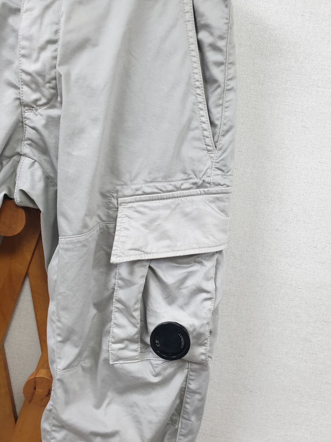 [남29/정품] cp컴퍼니 렌즈와펜 카고팬츠 상품이미지3