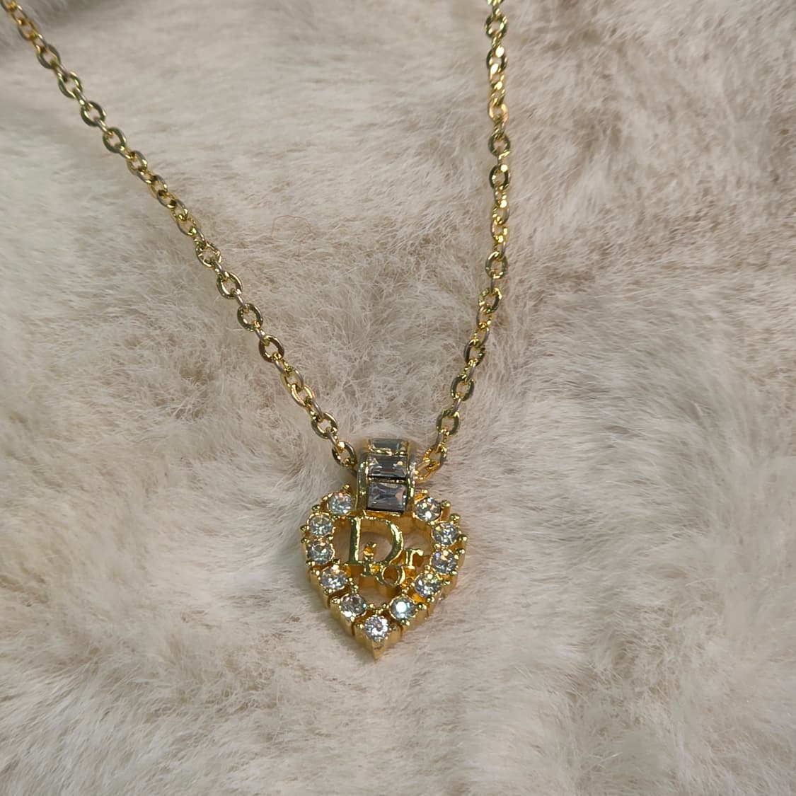 크리스찬 디올 하트 큐빅 DIOR 로고 목걸이 상품이미지1