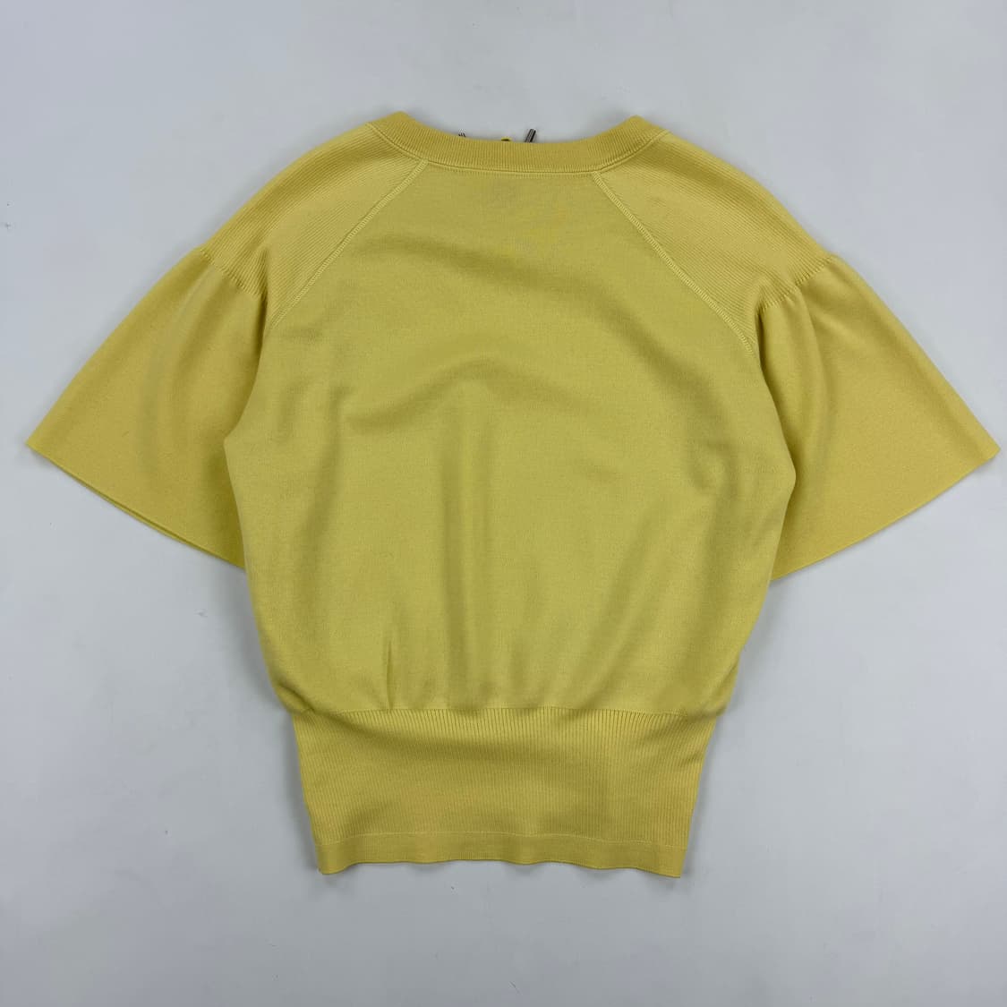 루이비통 스트링 넥 반팔 니트 탑 상품이미지9