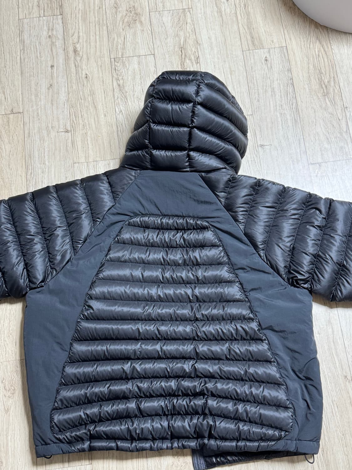 산산기어 패널드 푸퍼자켓 24fw 3사이즈 상품이미지4