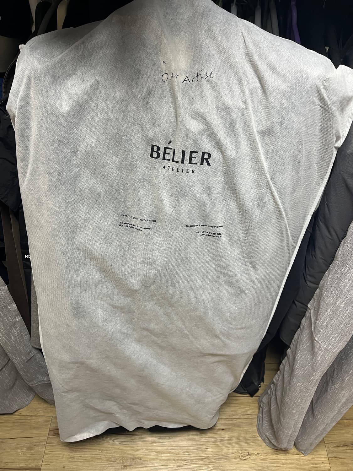 밸리에 피크드라펠 싱글 캐시미어 코트 L 상품이미지1