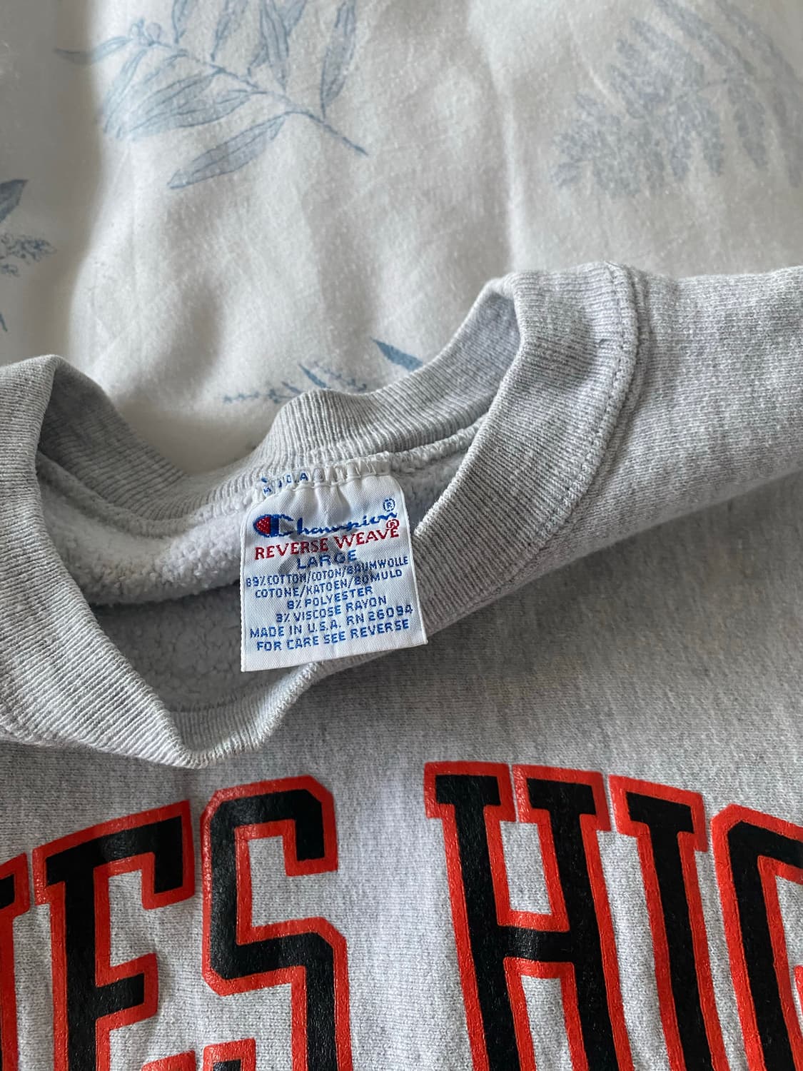 Champion 맨투맨 팝니다 상품이미지3