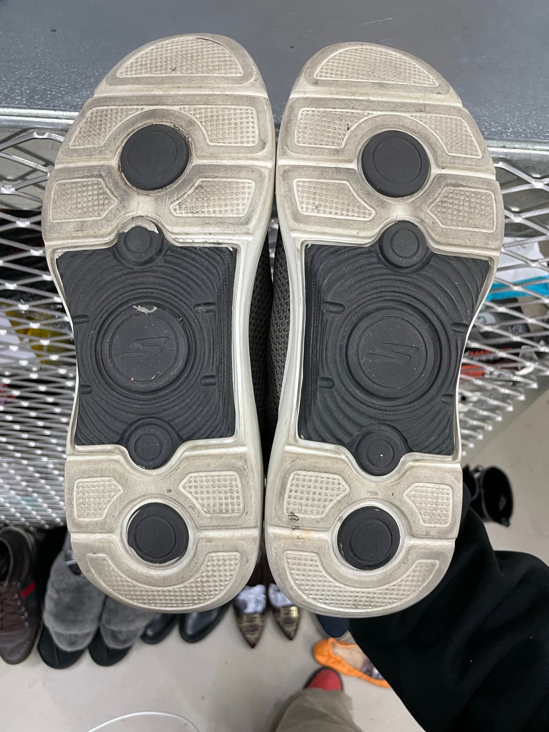 스케쳐스 아치핏 2.0 슬립인스 260 상품이미지6