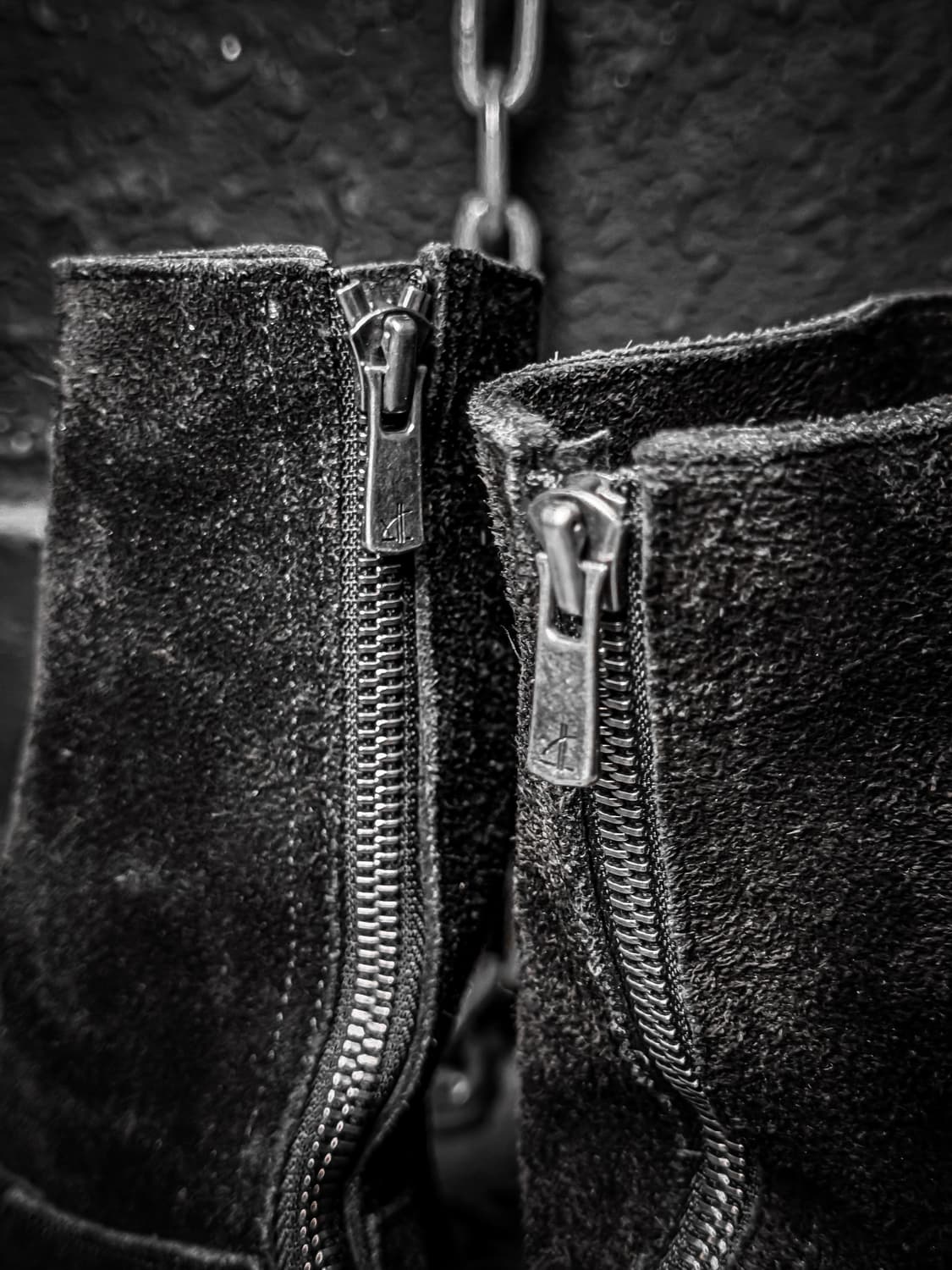 NO ID. – Black Suede Zip Boots 상품이미지8
