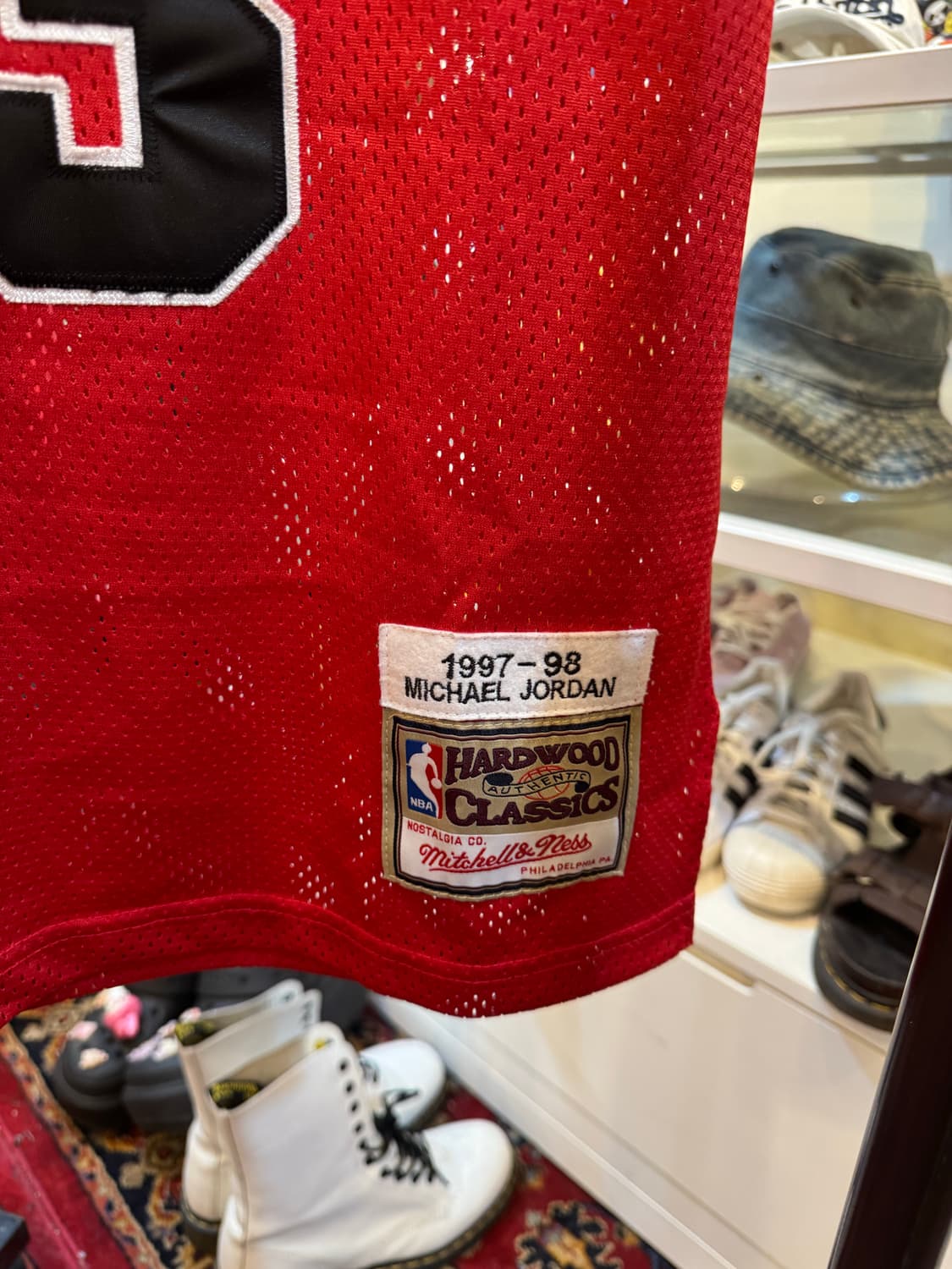 미첼앤네스 시카고불스 97-98 파이널시즌 마이클조던 23 마킹 저지 M 상품이미지4