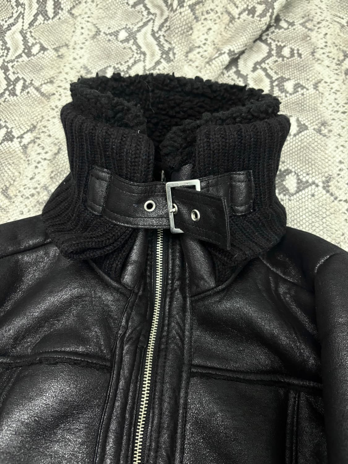 2000s High-Neck Buckle Mustang 상품이미지3