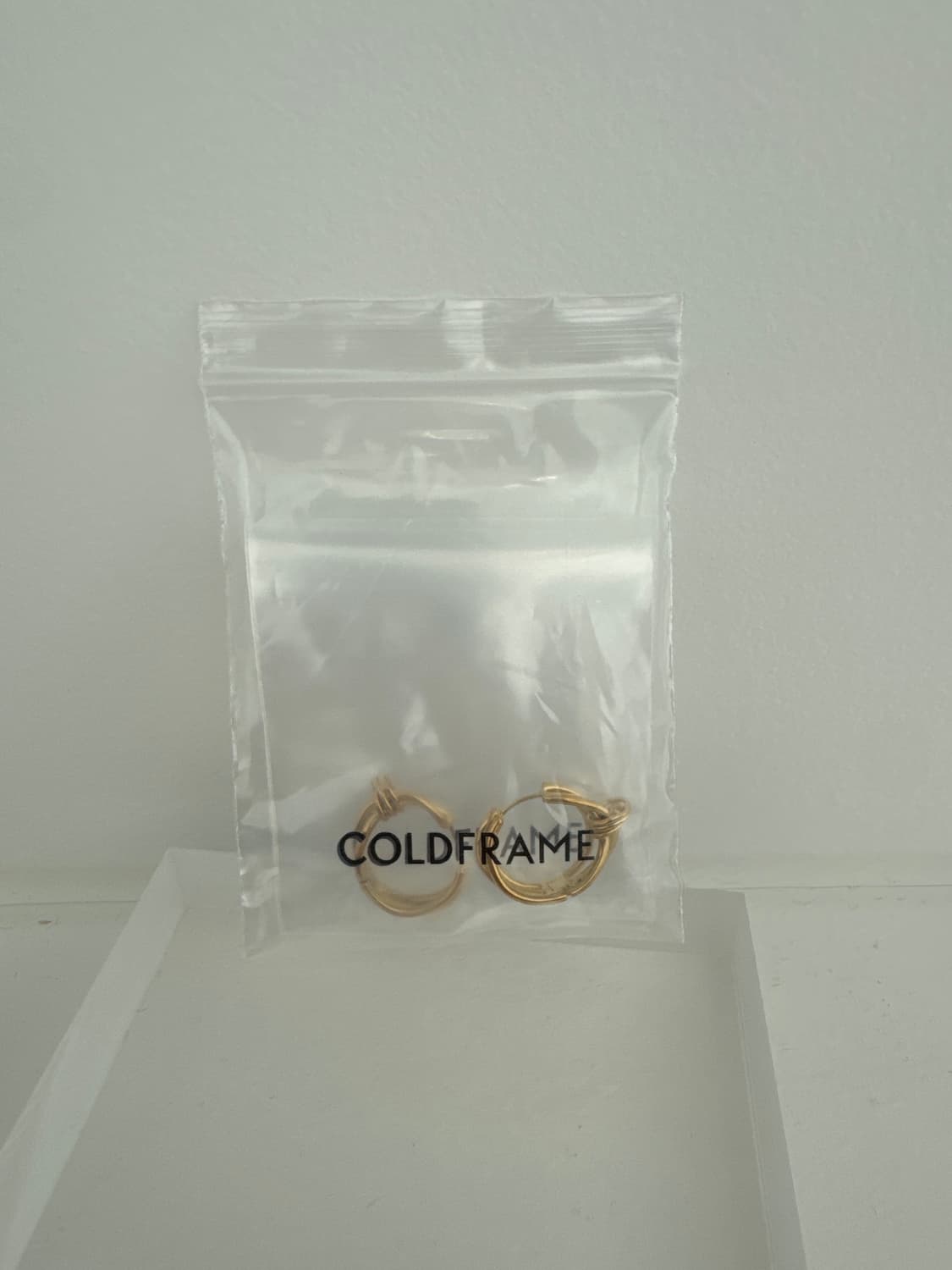 콜드프레임 GORDIAN BOLD KNOT 이어링 상품이미지3