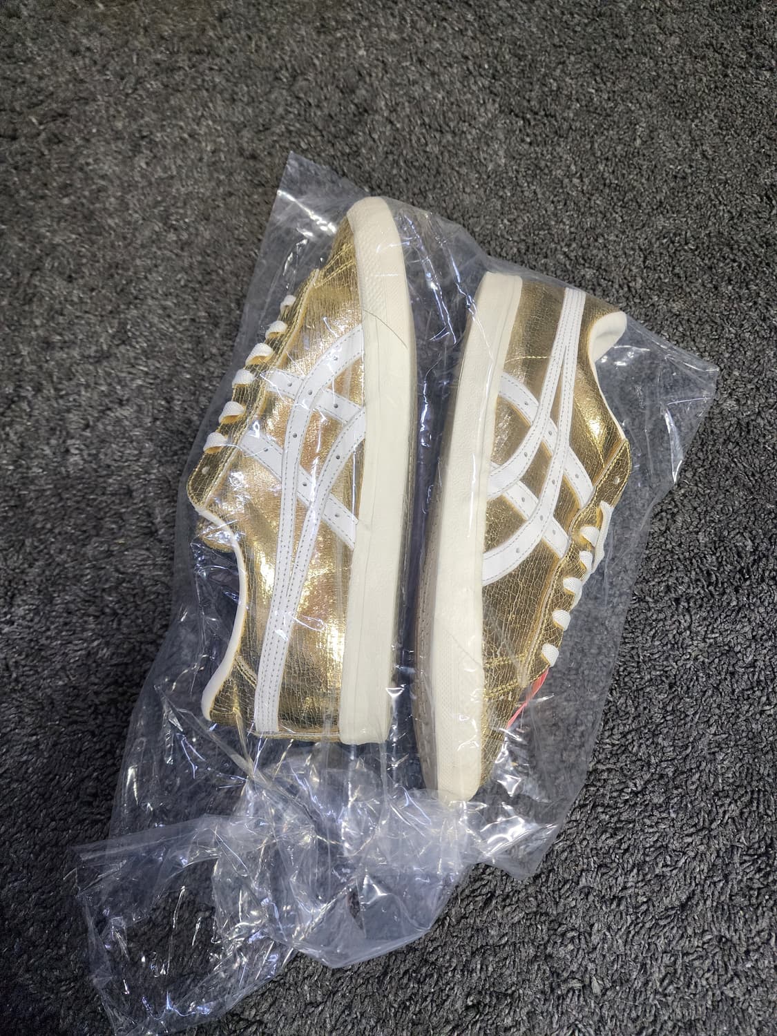 오니츠카타이거 골드 파브레 260사이즈 상품이미지3