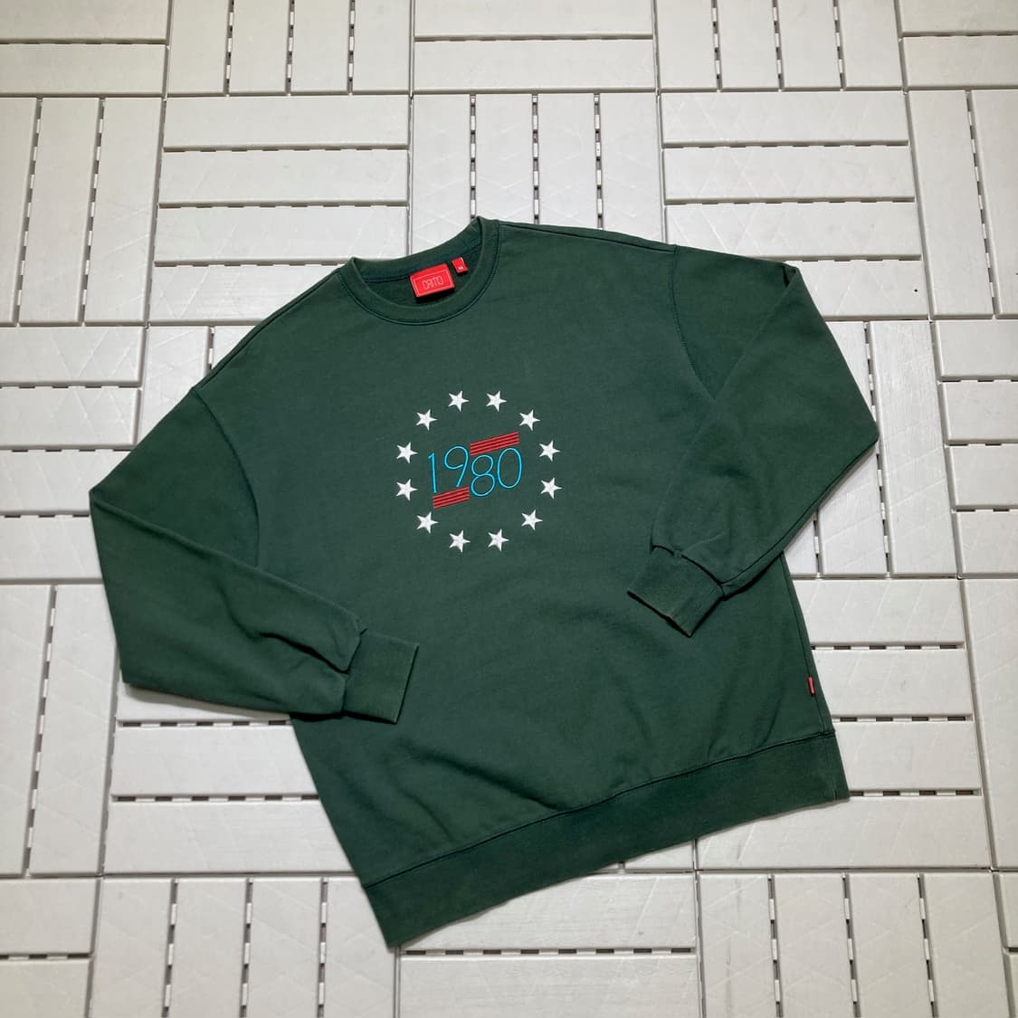 M]크리틱 자수 맨투맨 0289 상품이미지1