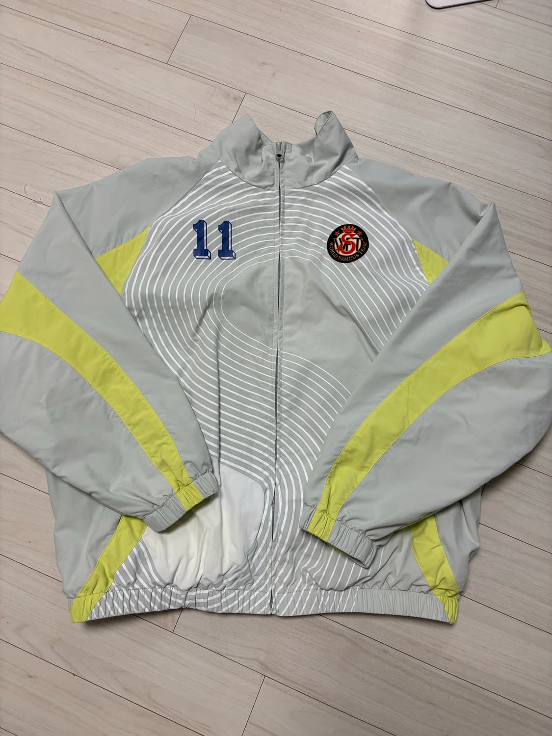 슈프림 트랙자켓 s로고 상품이미지1