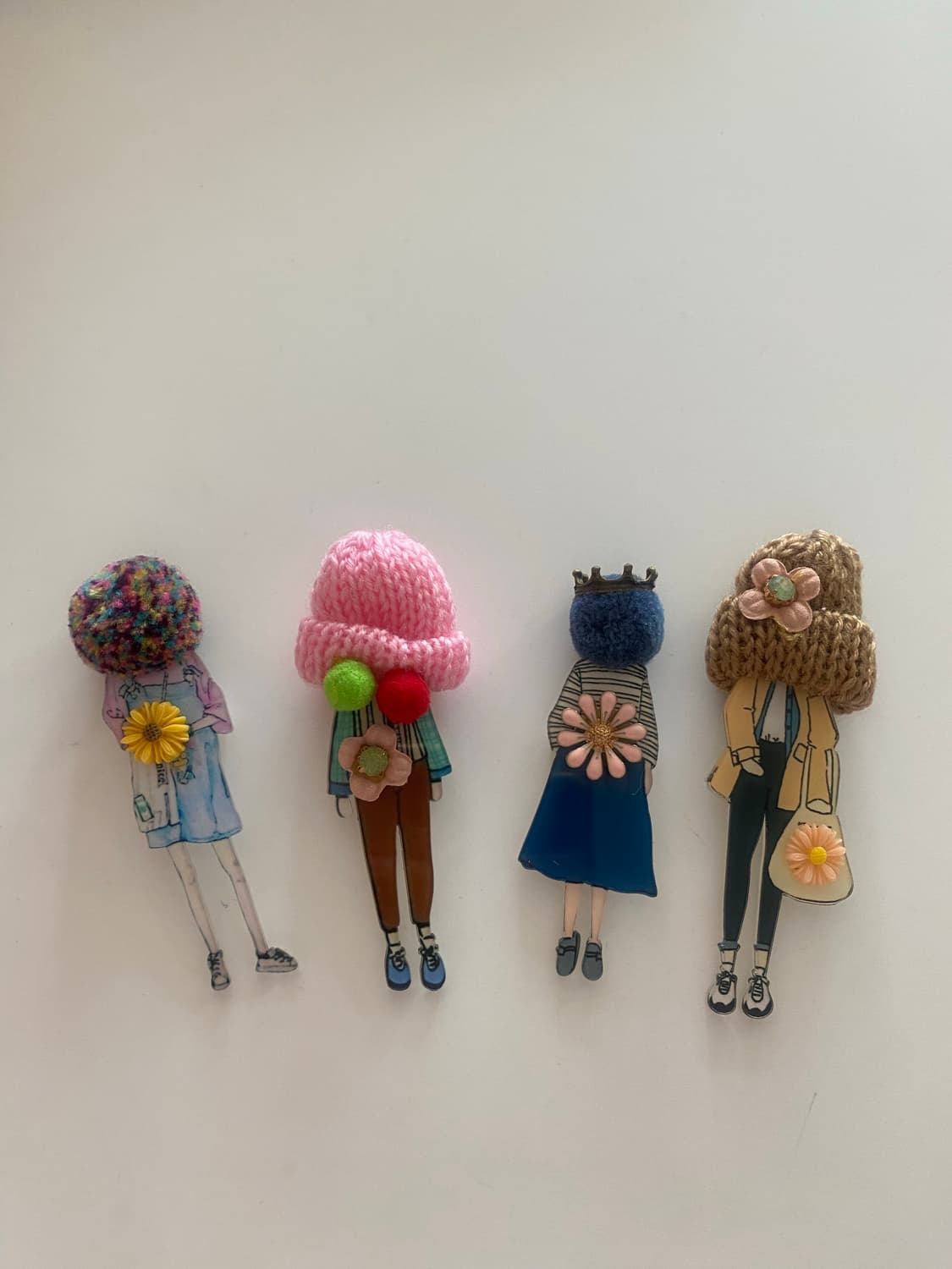 일러스트 느낌의 귀여운 브로치 4개 세트 상품이미지1