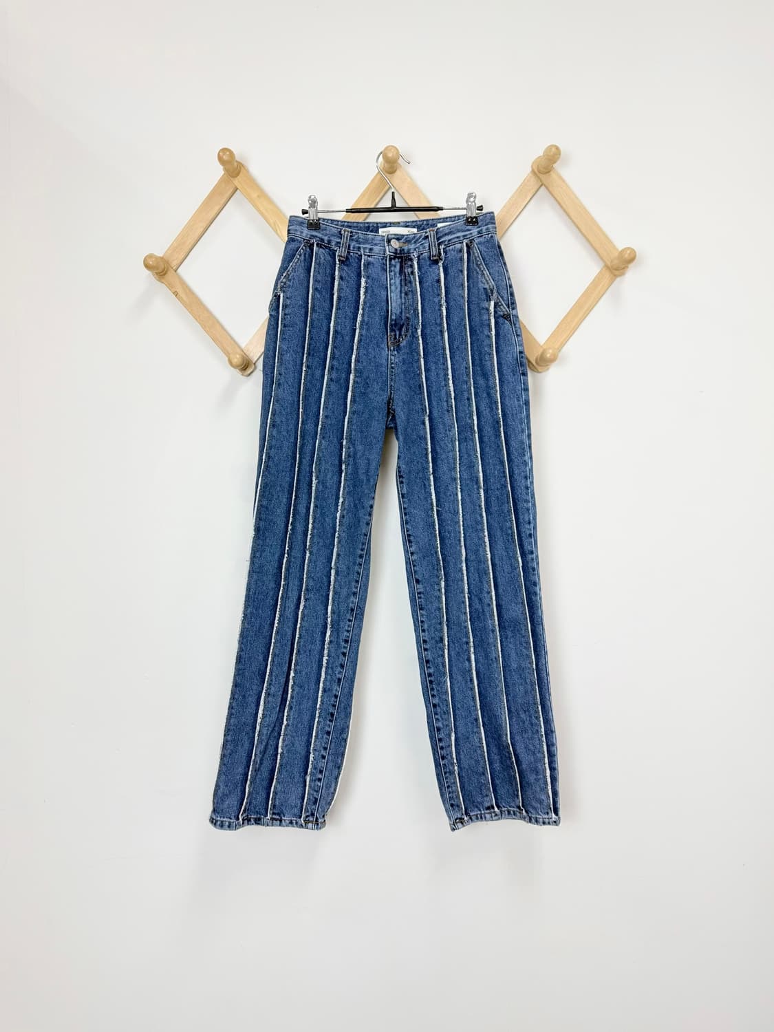 마뗑킴 컷팅 루즈 데님 상품이미지3