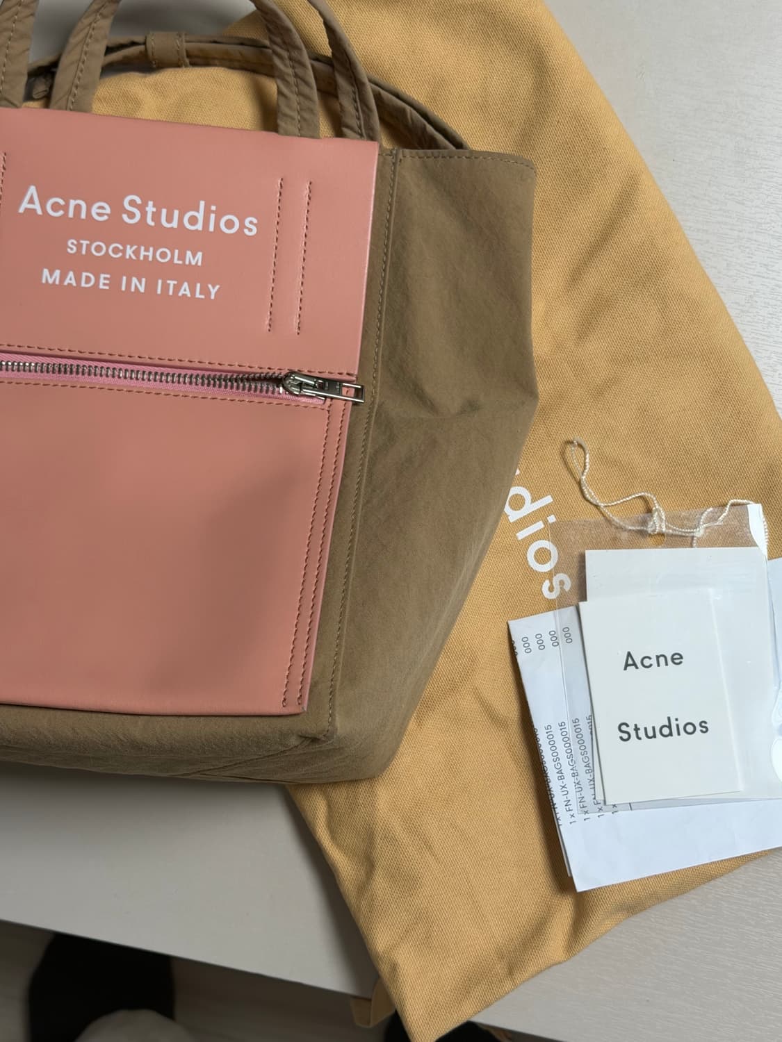 아크네스튜디오 정품 베이커백 스몰 베이지 핑크 상품이미지1