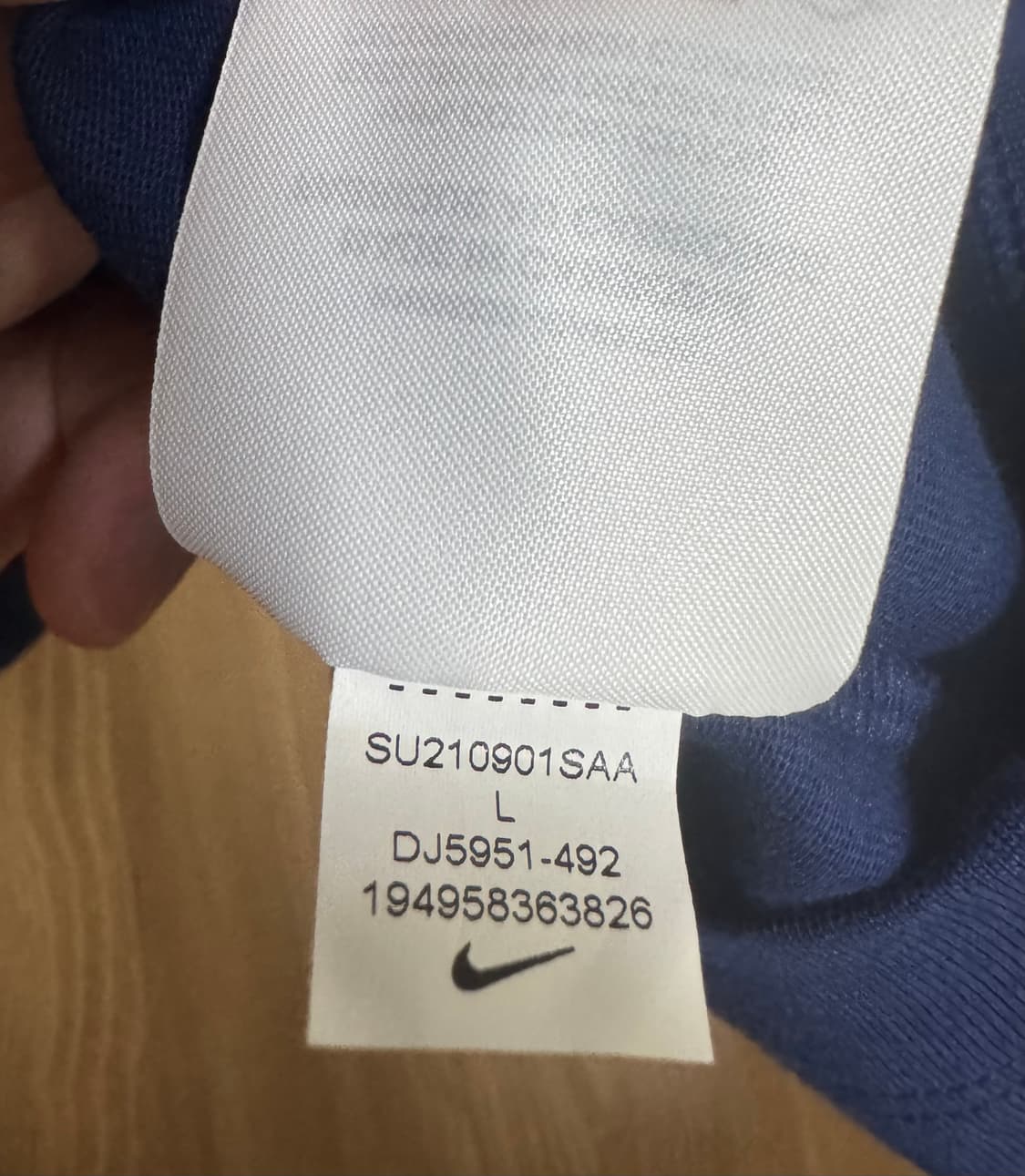 [L] 나이키 드레이크 녹타 카디널 스탁 티셔츠 네이비 상품이미지4