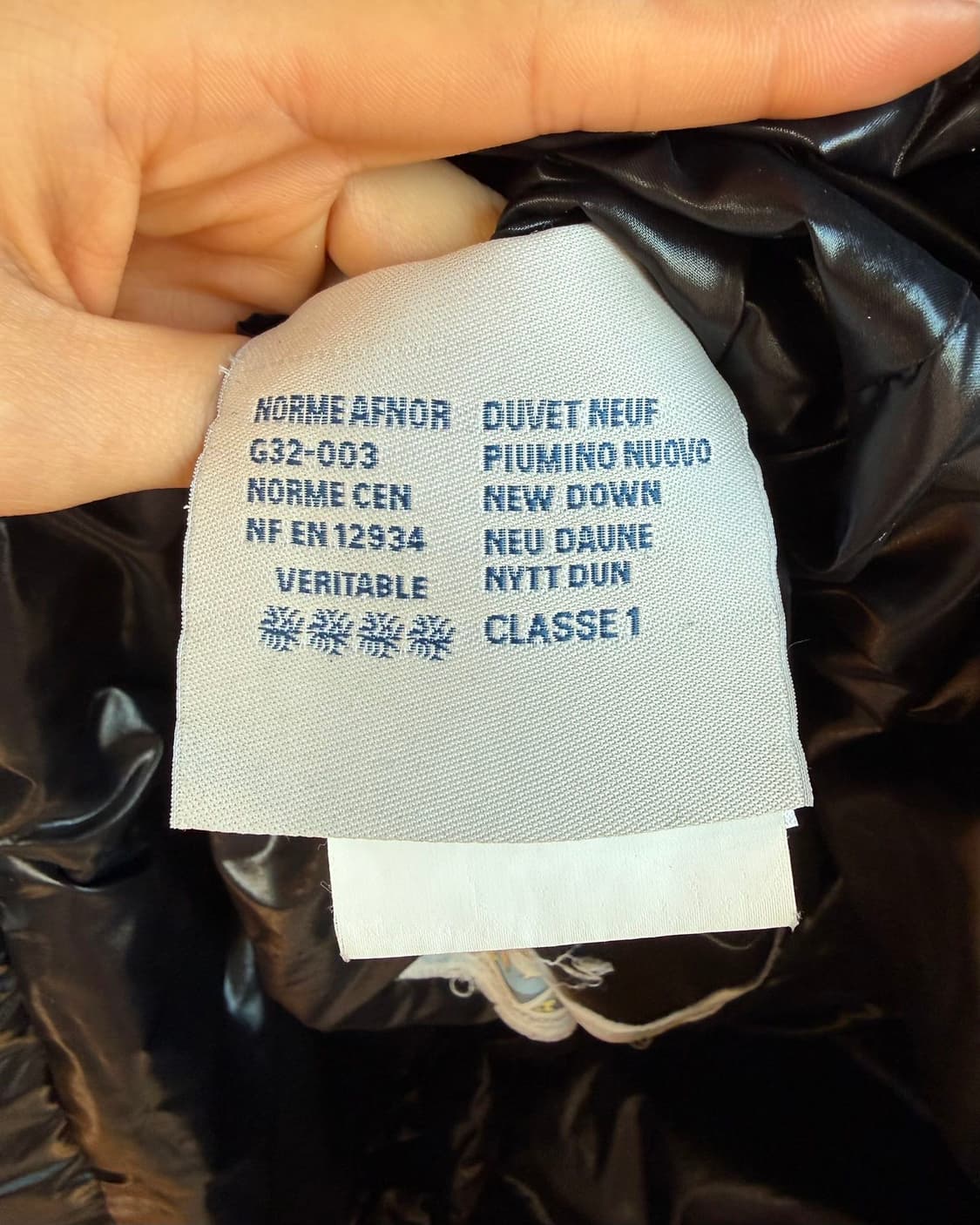 몽클레르 블랙 주앙빌 다운 자켓  상품이미지9