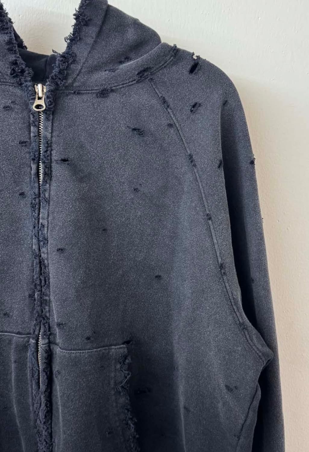 didier wear 디스트레스드 후드집업 상품이미지3