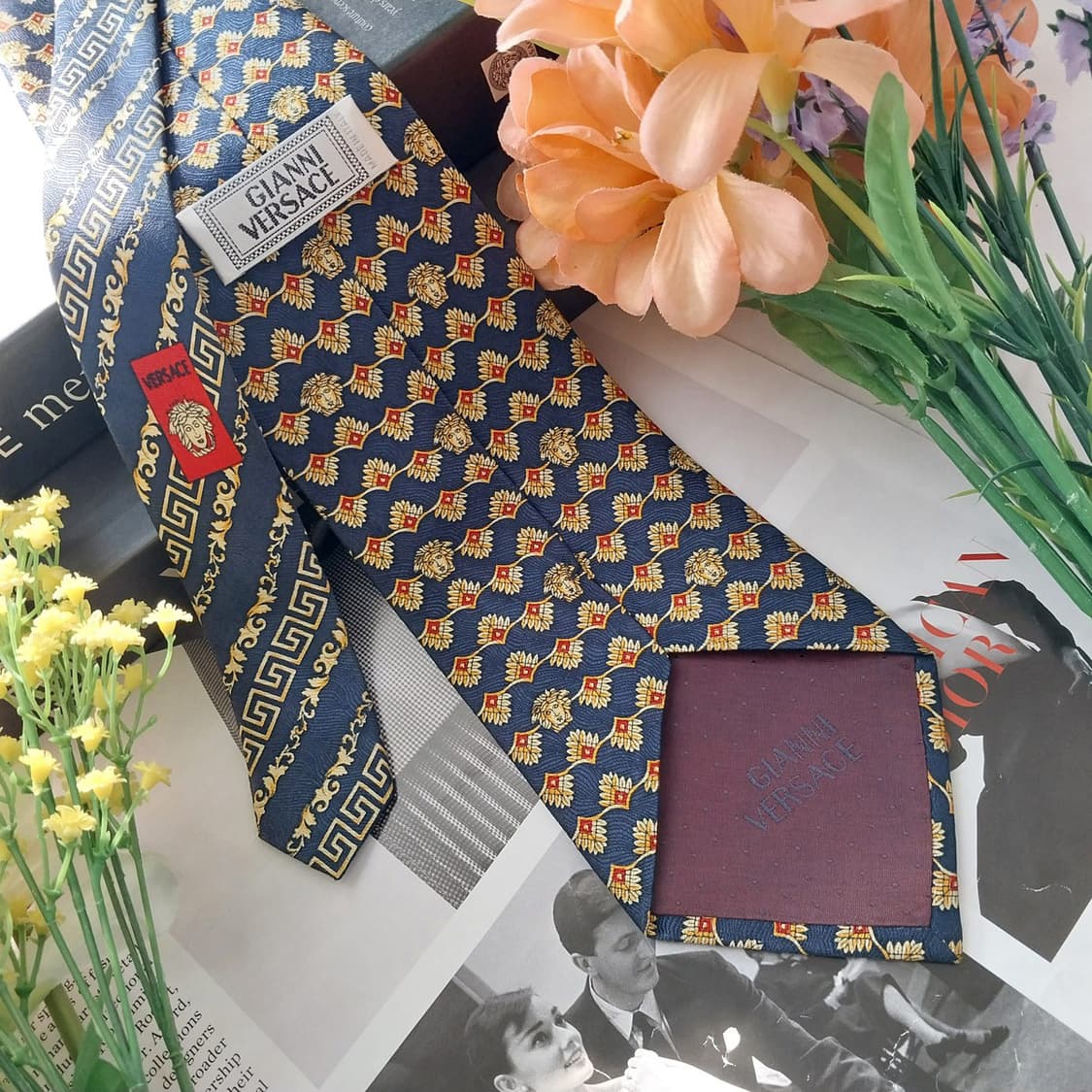 베르사체 실크 네이비&골드 메두사 넥타이 9.5cm A+등급 K1375
 상품이미지4