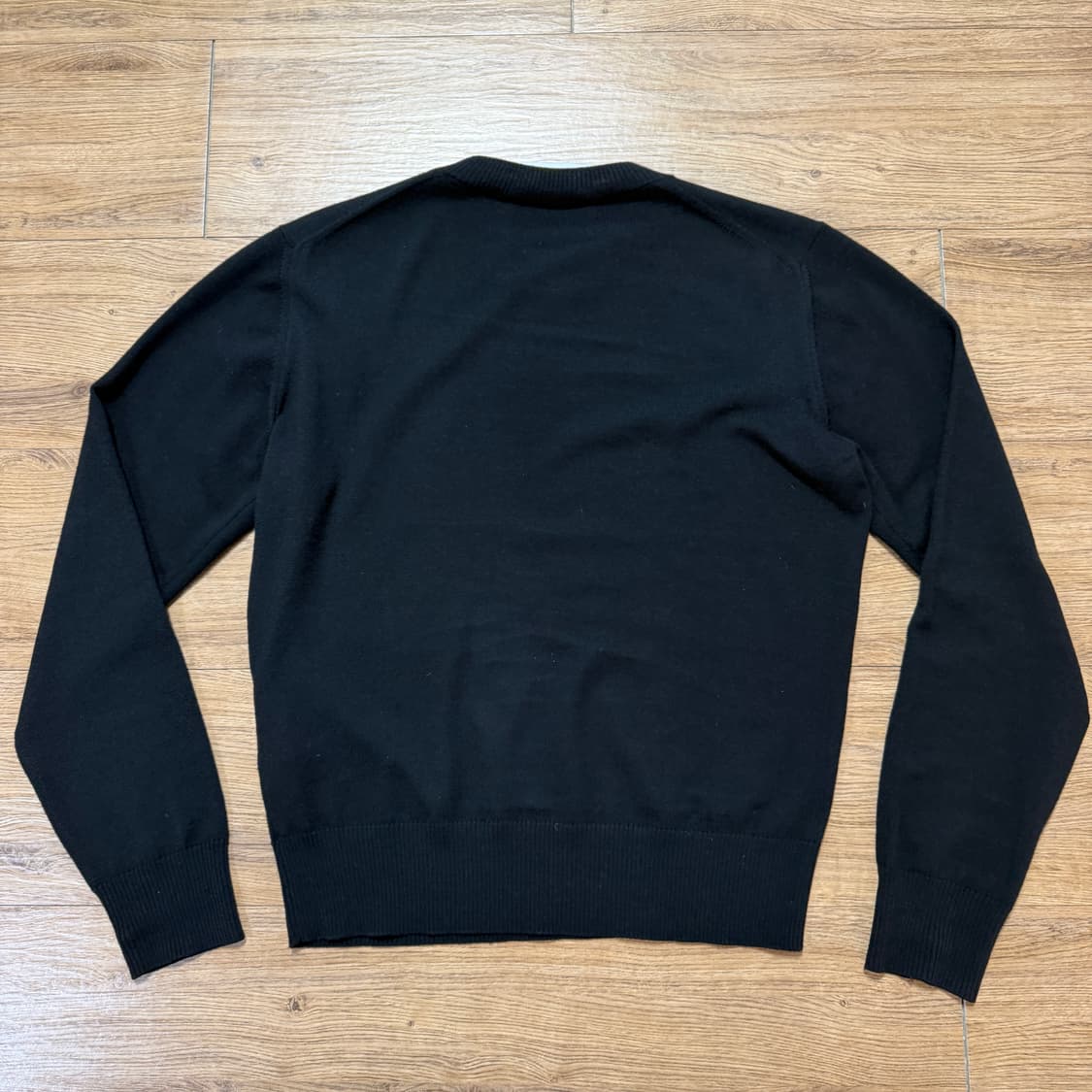 아미 스몰 로고 블랙 울 니트 상품이미지2