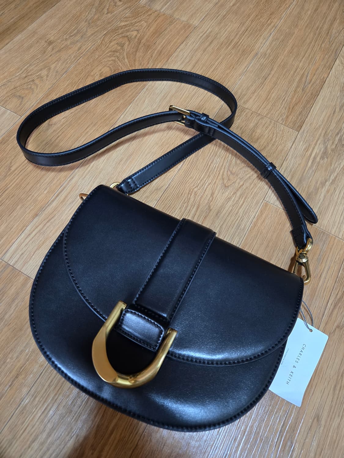 찰스앤키스 개빈 새들백(M사이즈)새상품 상품이미지3