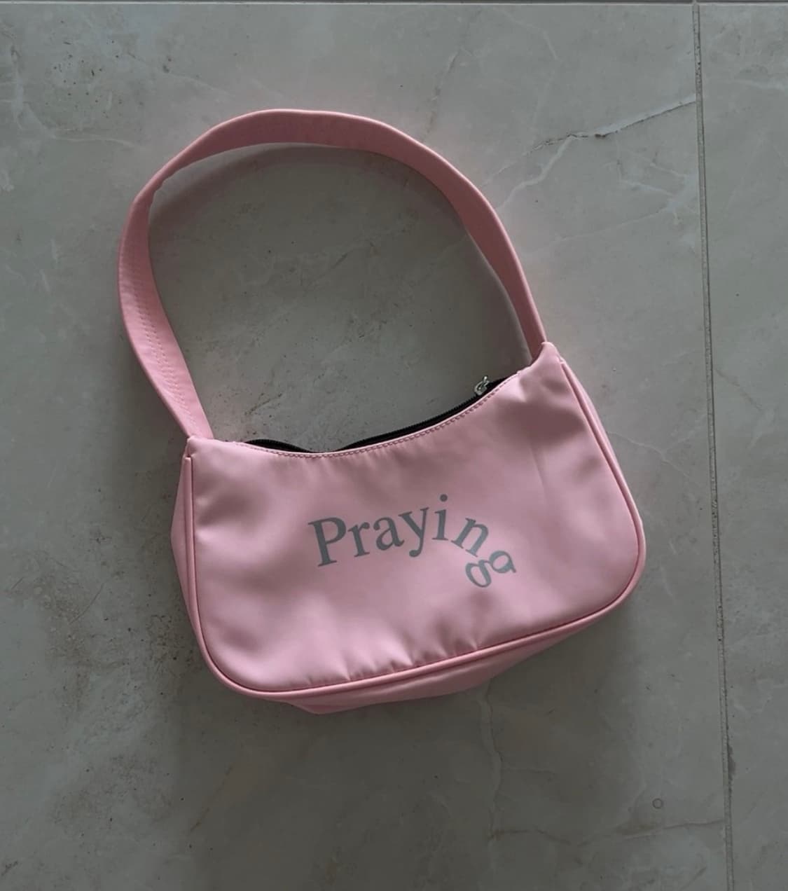 praying 숄더백 상품이미지3