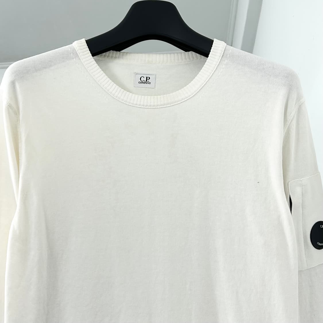 CP 컴퍼니 22SS 렌즈 크루넥 니트 상품이미지6