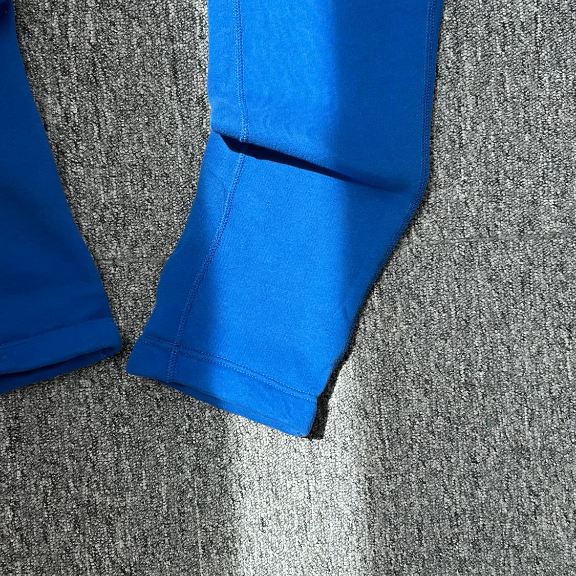 아베크롬비 y2k 블루 트레이닝 팬츠 상품이미지4