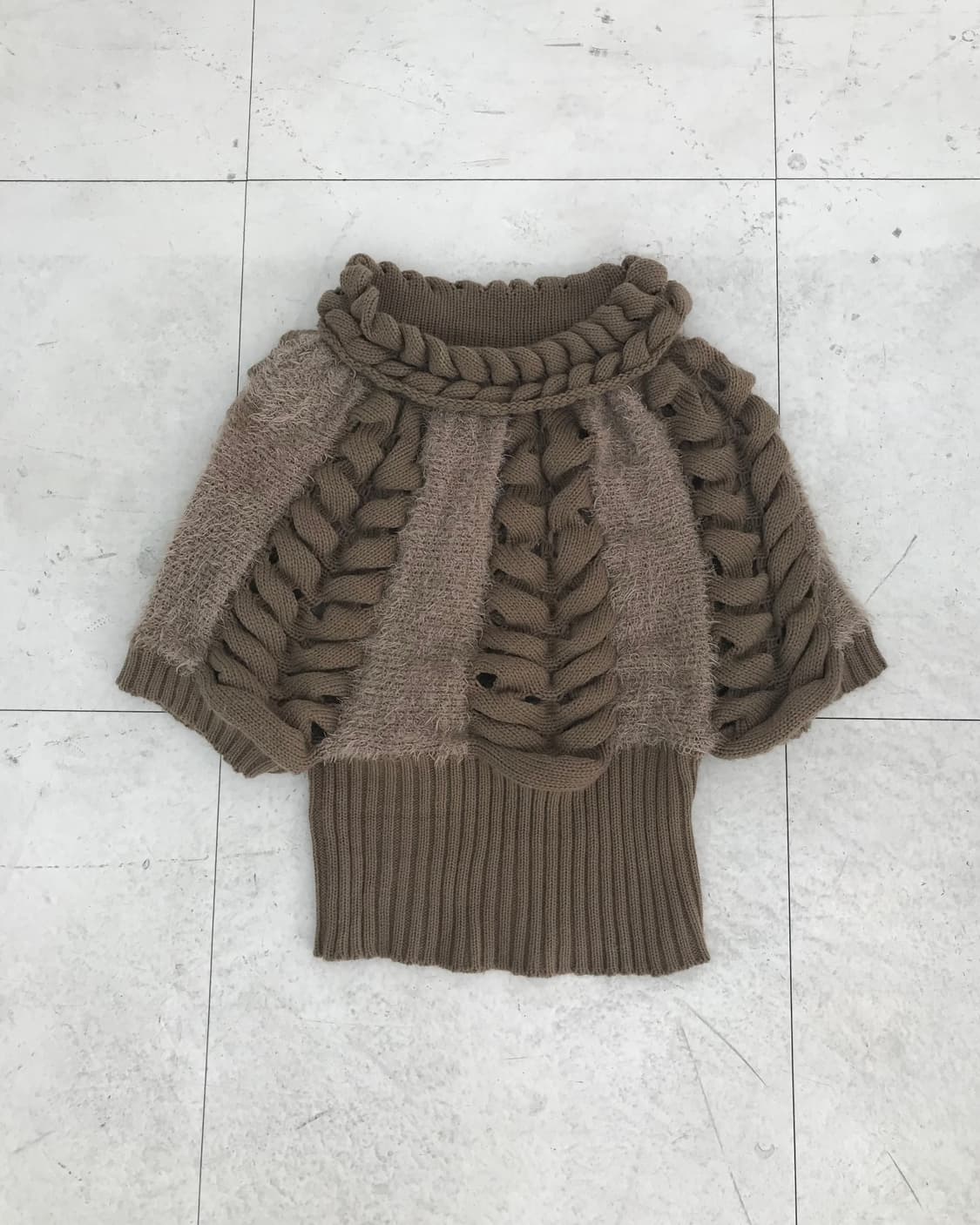 브라운 트위스티드 니트 상품이미지1