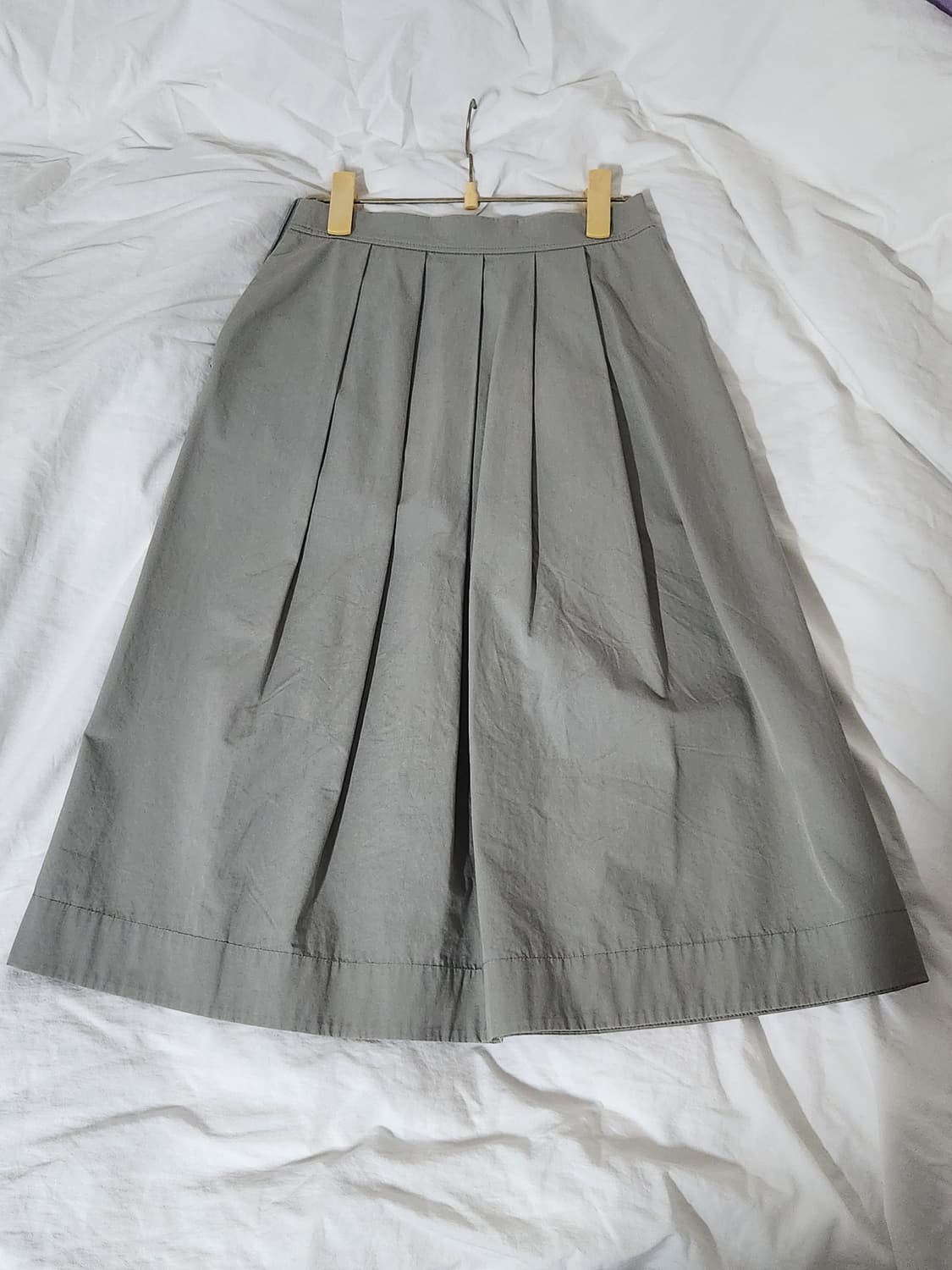 A.P.C 아페쎄 핀턱 코튼 미디스커트 상품이미지2