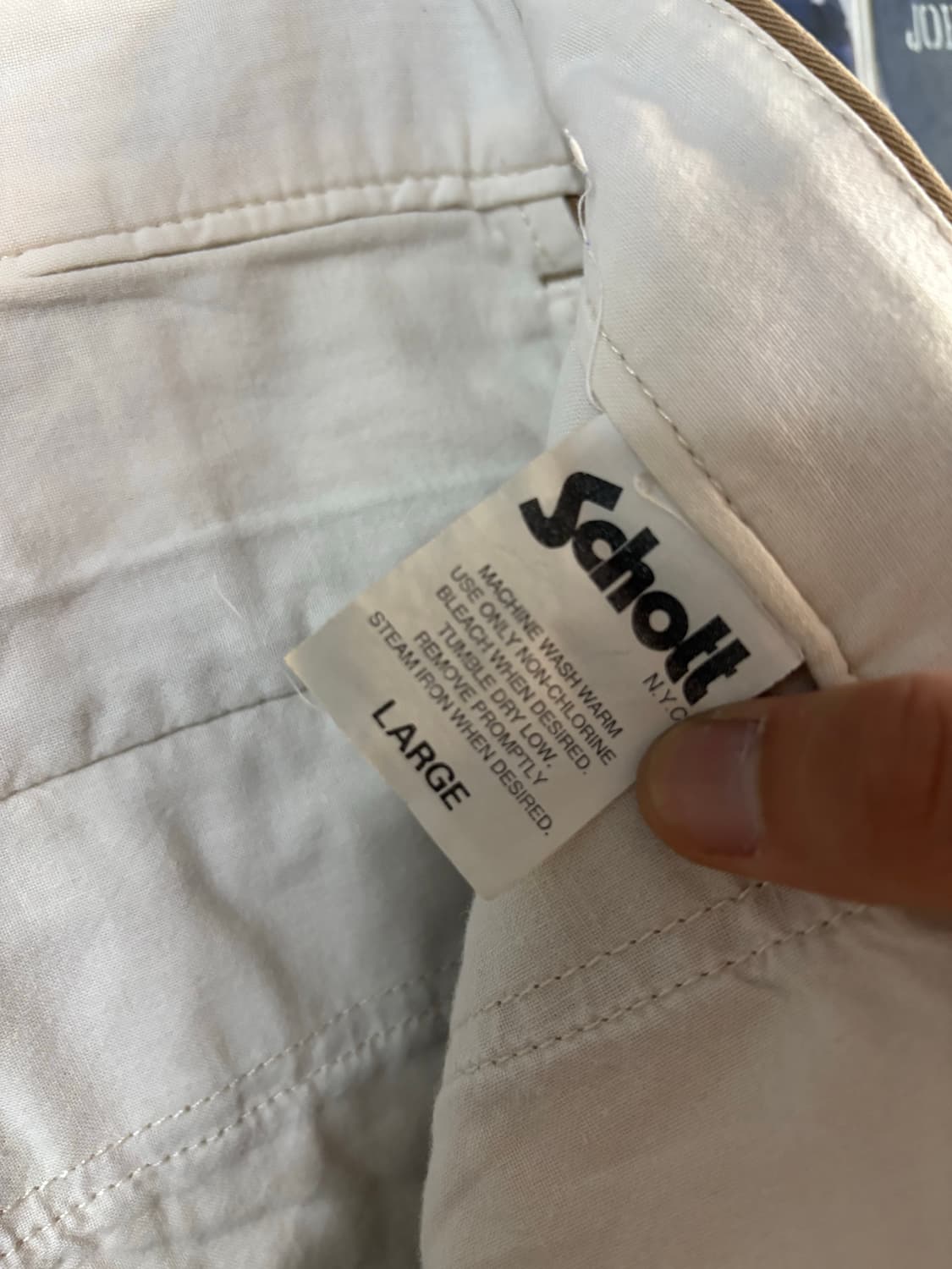 Schott N.Y.C Cargo Bermuda Fit Short. 상품이미지4