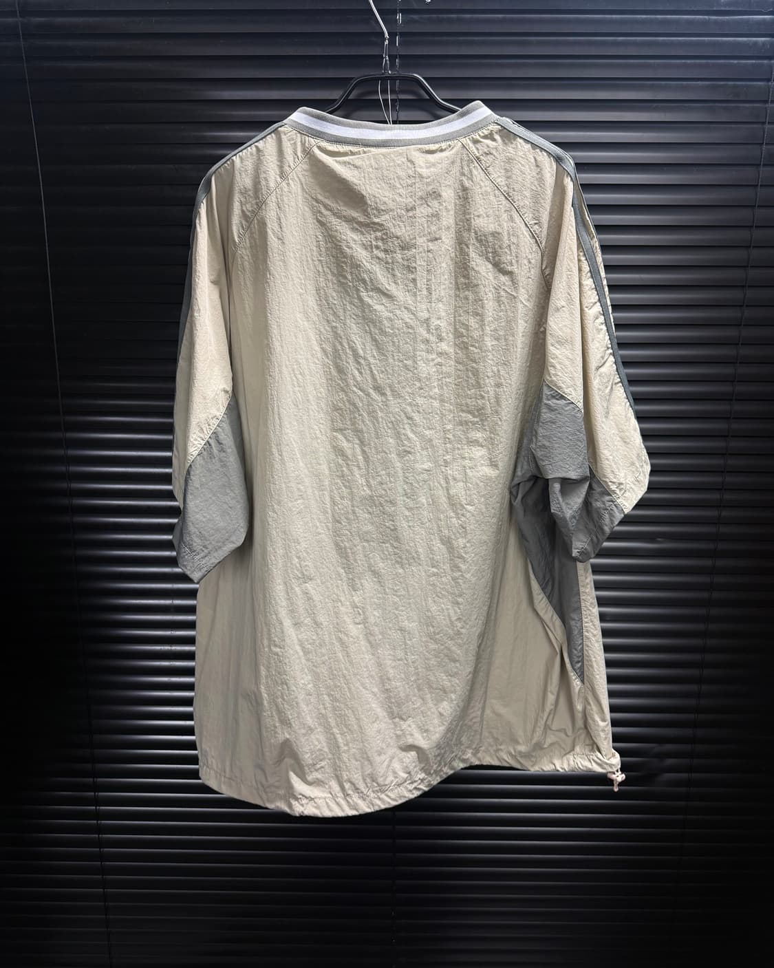 예일 브이넥 V넥 나일론 야구 베이스볼 반팔 아노락 베이지 XL 105 상품이미지5