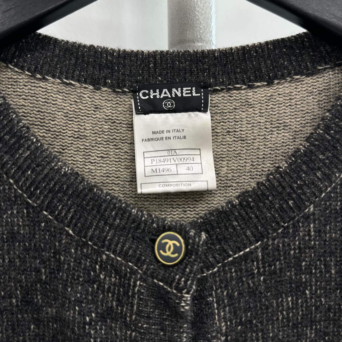 샤넬 캐시미어 로고버튼 가디건 상품이미지5