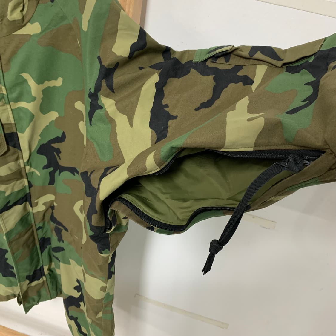 90‘s US Army 미군 우드랜드 카모 1세대 고어텍스 자켓 상품이미지3