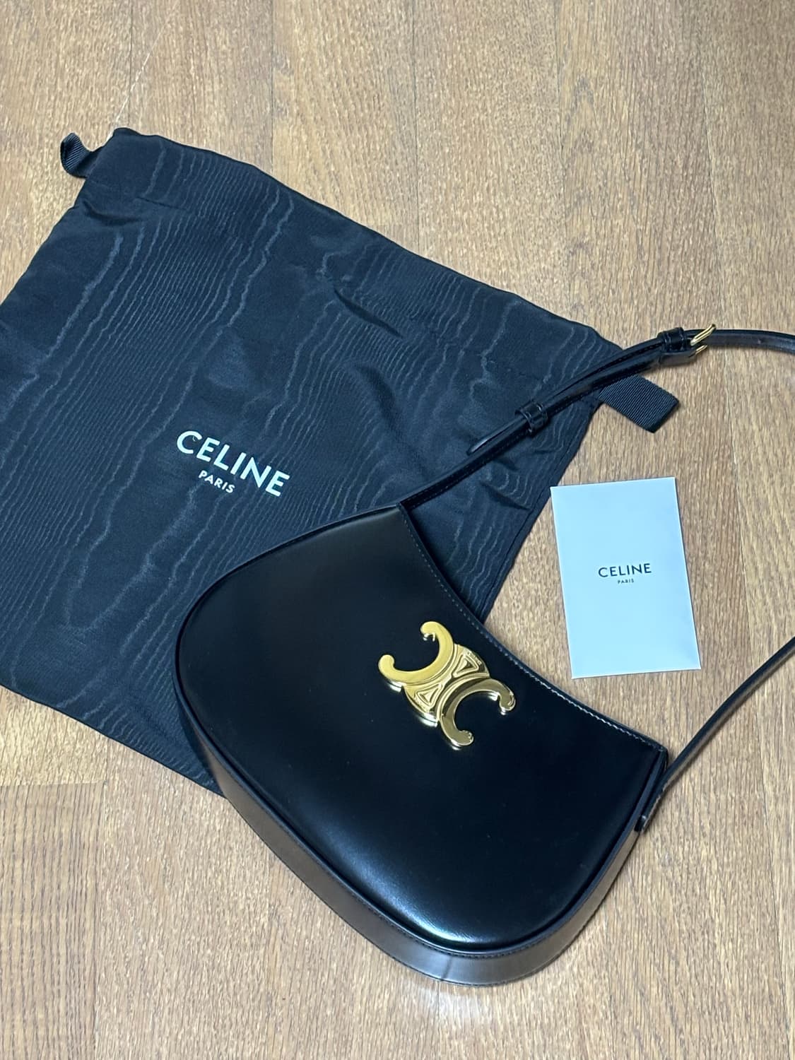 셀린느 틸리백 블랙 상품이미지1