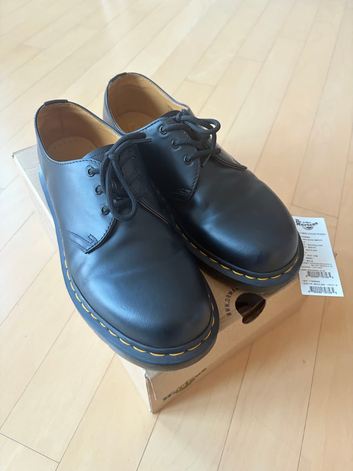 닥터마틴 1461 3홀 블랙스무스 270 상품이미지1