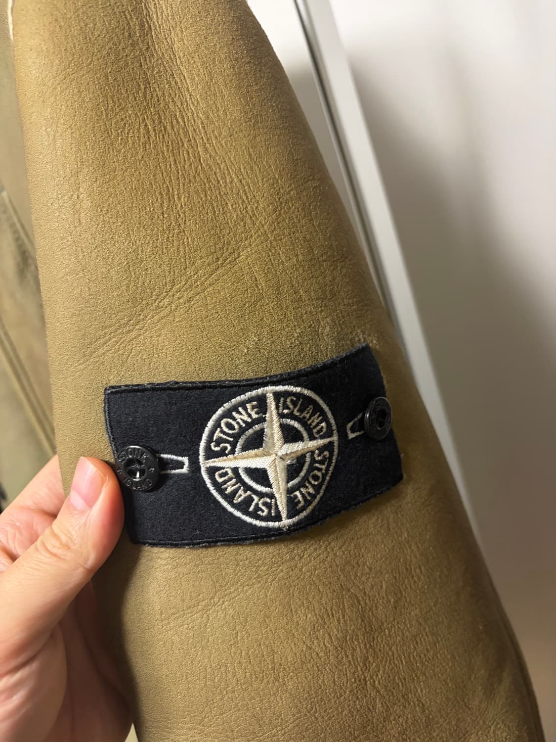 스톤아일랜드 무스탕 100 상품이미지4