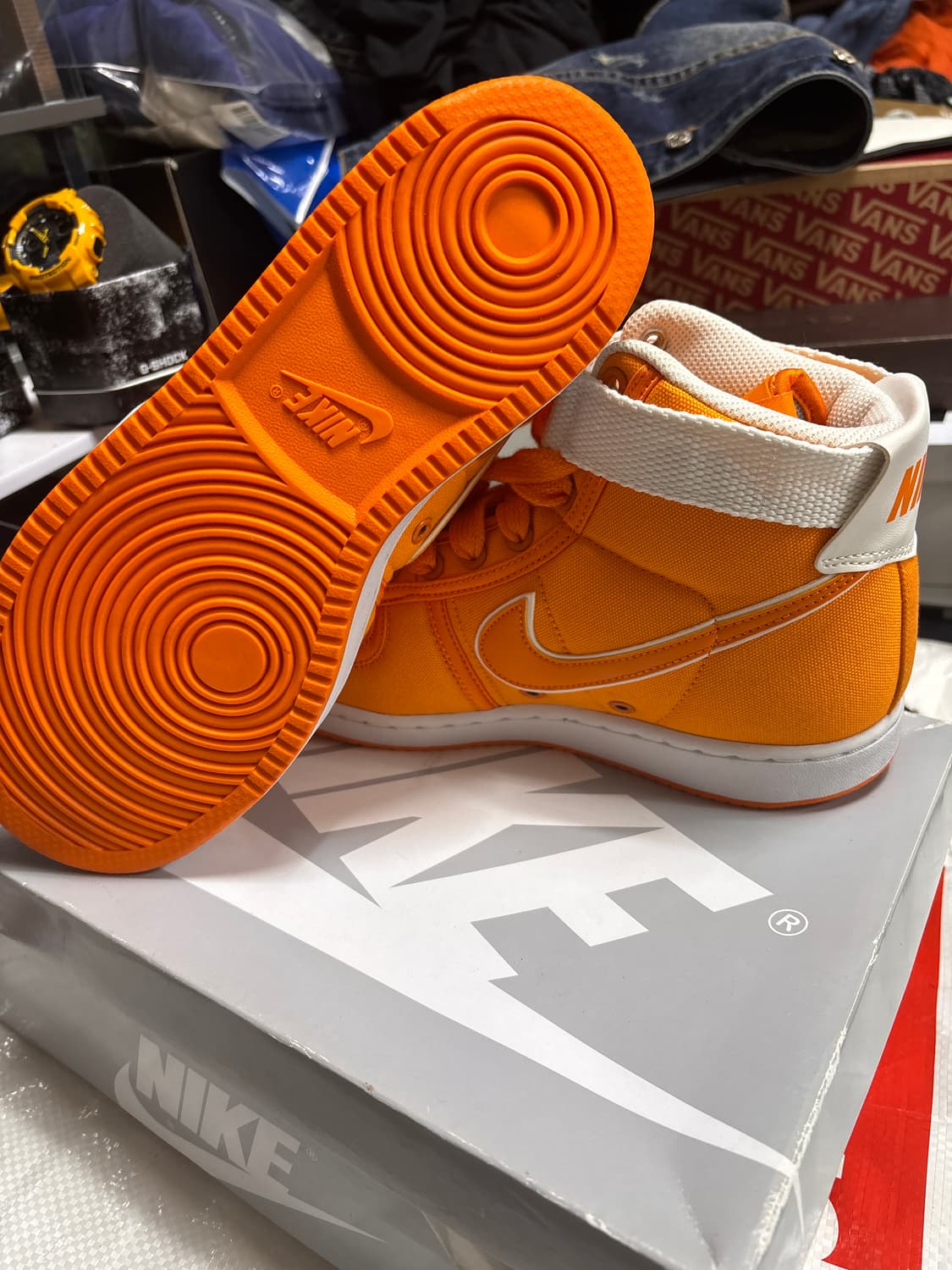 나이키 반달 백터더퓨쳐 오렌지 260 신품 상품이미지4