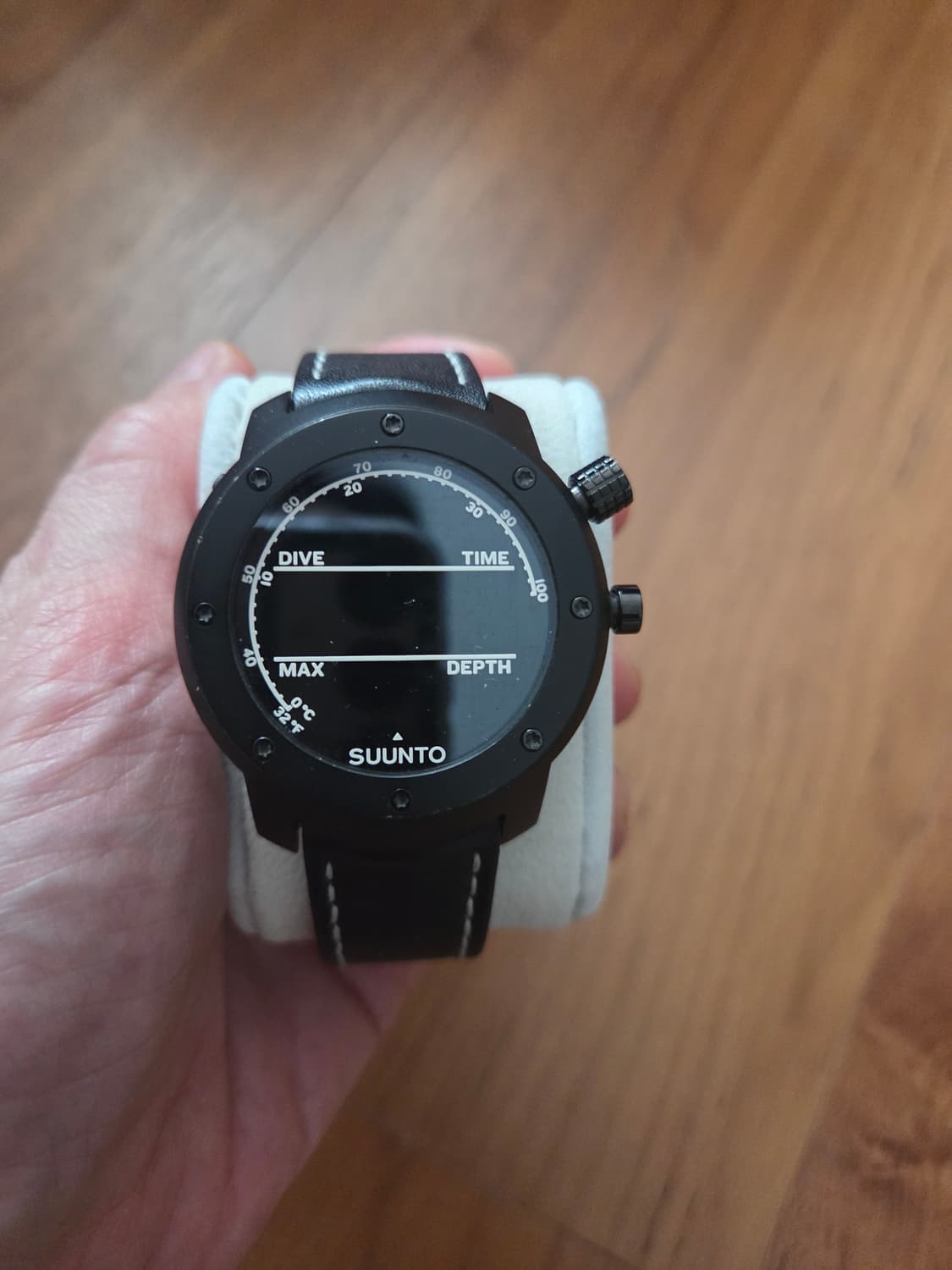 순토 엘레멘텀 블랙 상품이미지1