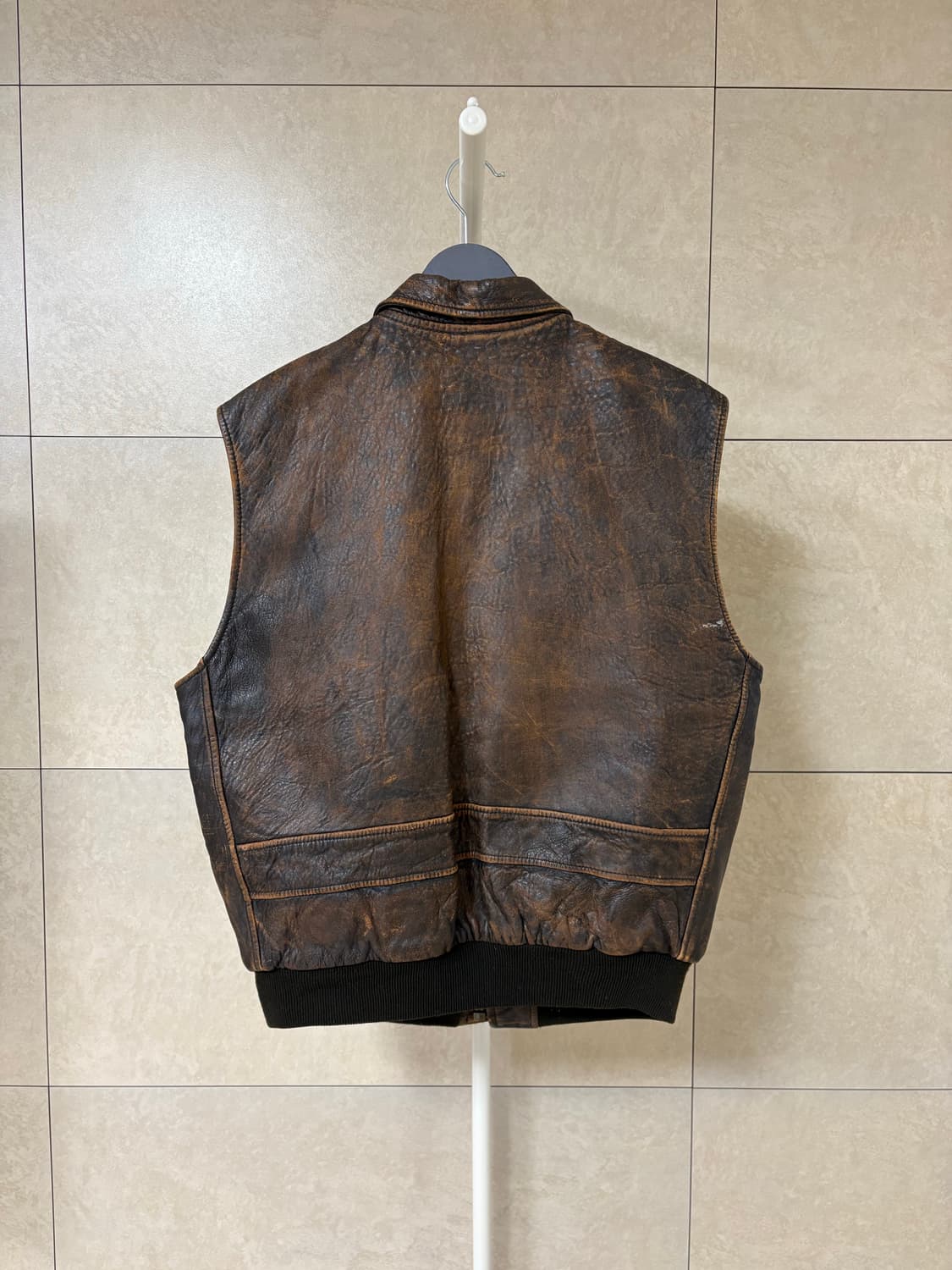 아비렉스 B-9 레더 베스트 상품이미지3