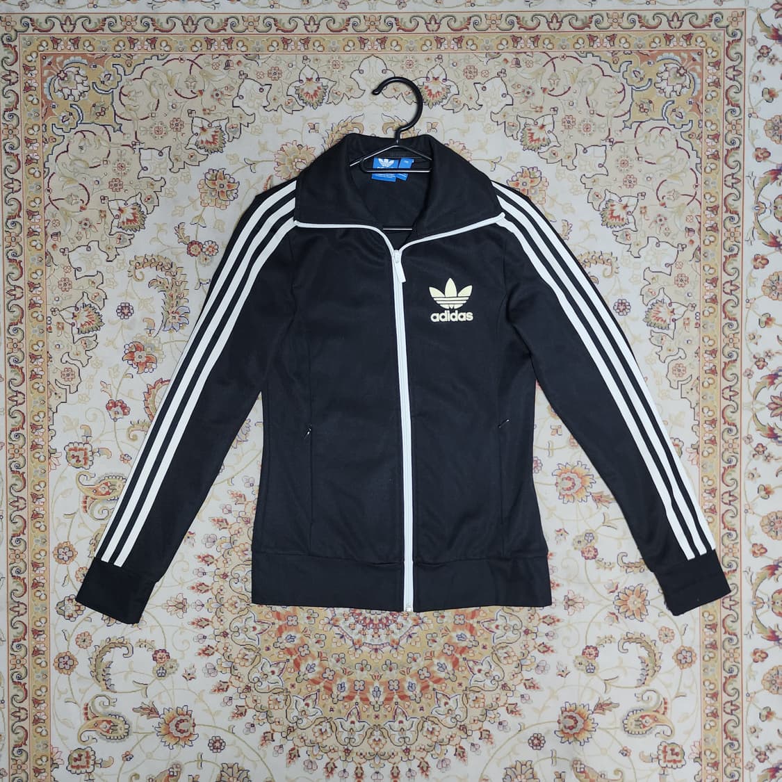 아디다스 파이어버드 유로파 트랙탑 져지
85 상품이미지1