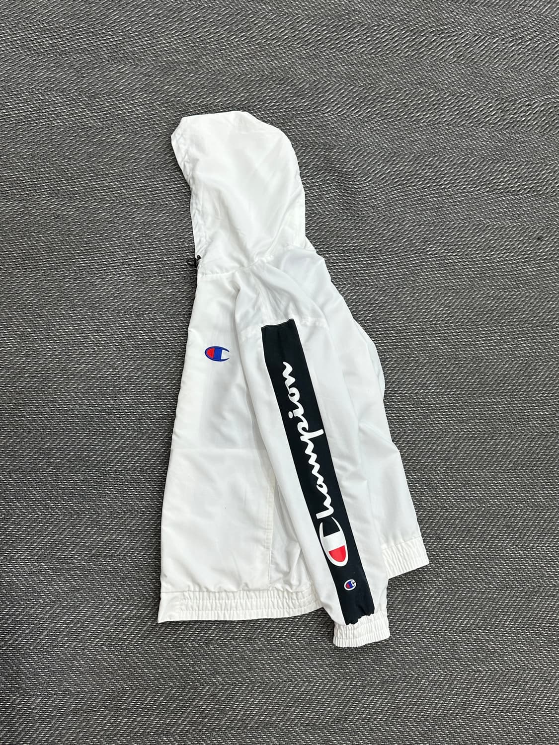 챔피온 바람막이 화이트 상품이미지6