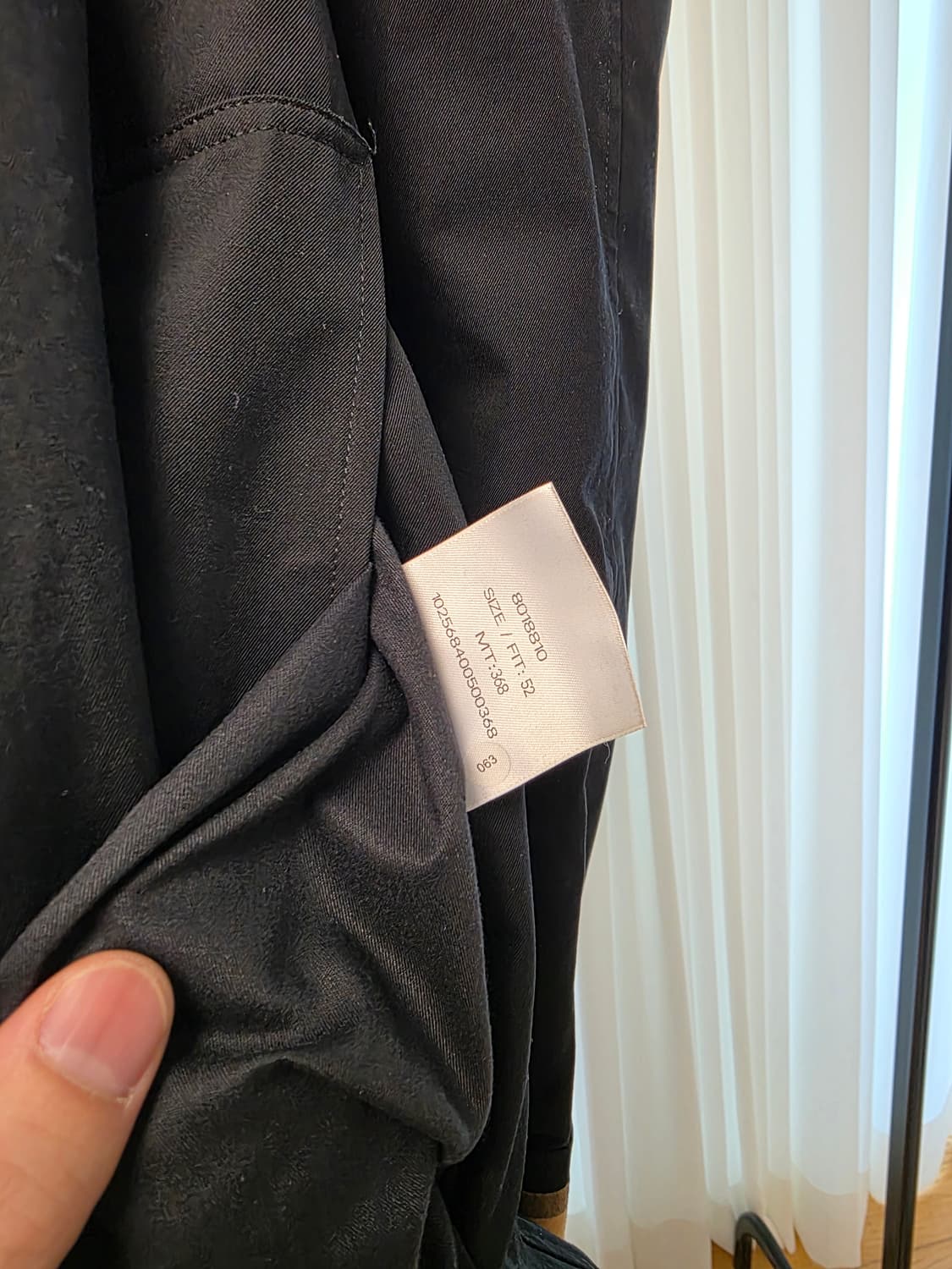 버버리 캠든 카코트 블랙 52사이즈 상품이미지4