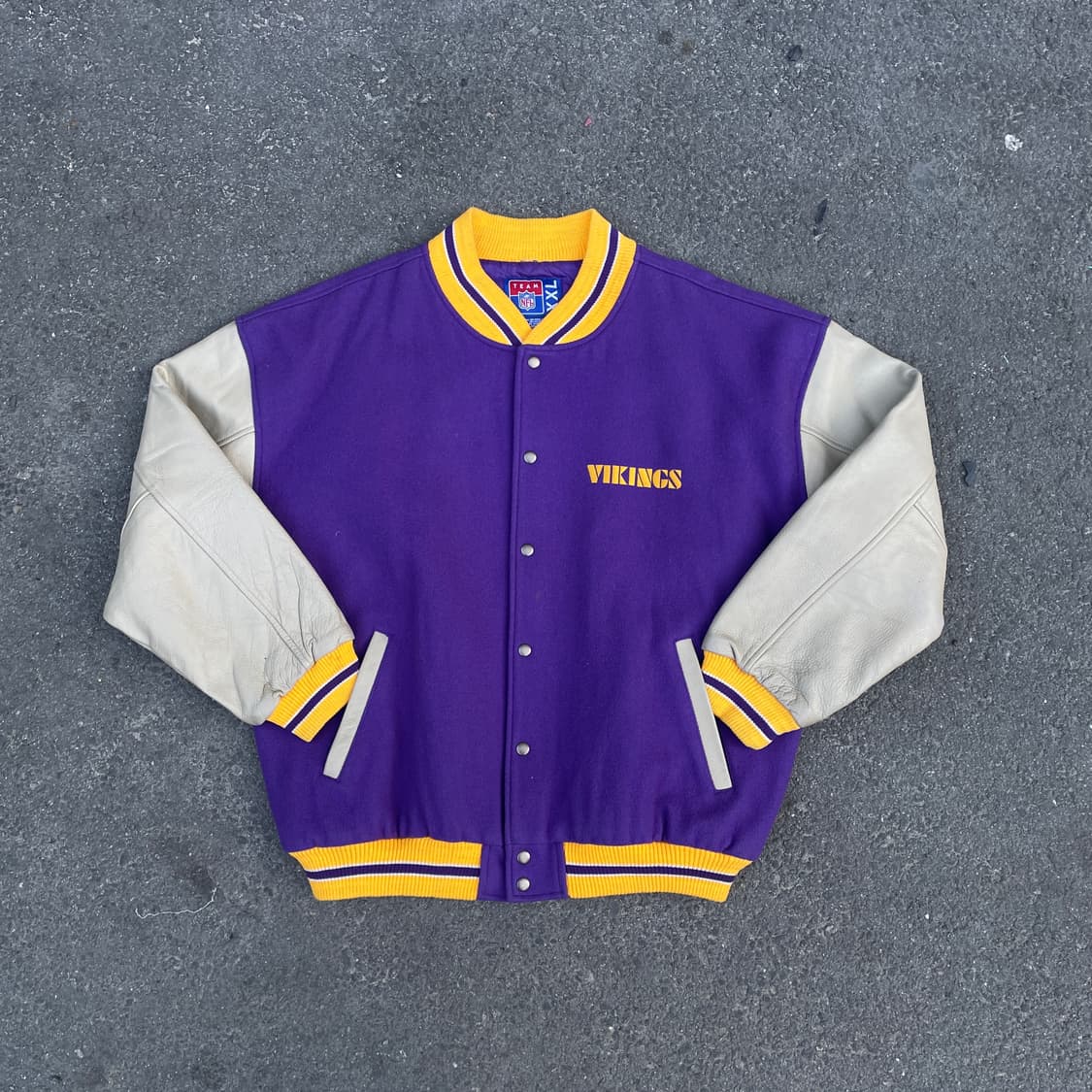 90s NFL 미네소타 바이킹스 레더 바시티 자켓 올드스쿨 점퍼 XXL 상품이미지4