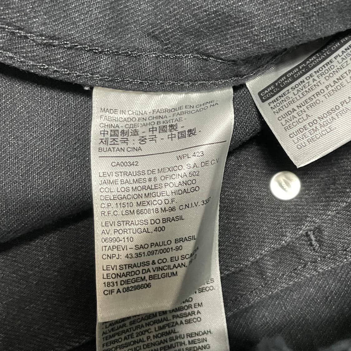 S 리바이스 흑청 트러커 데님 자켓 상품이미지5