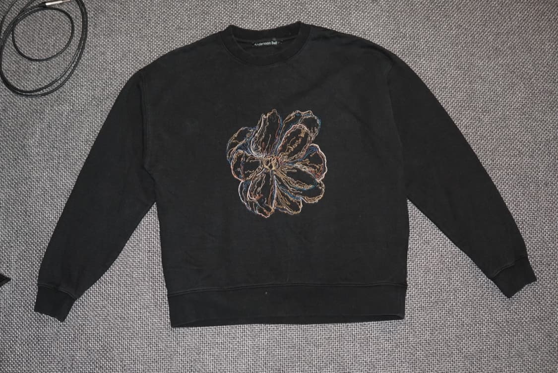 앤더슨벨 맨투맨 상품이미지1