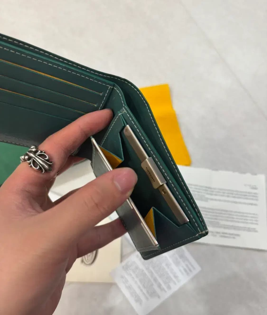 고야드 플로렌틴 반지갑 상품이미지5