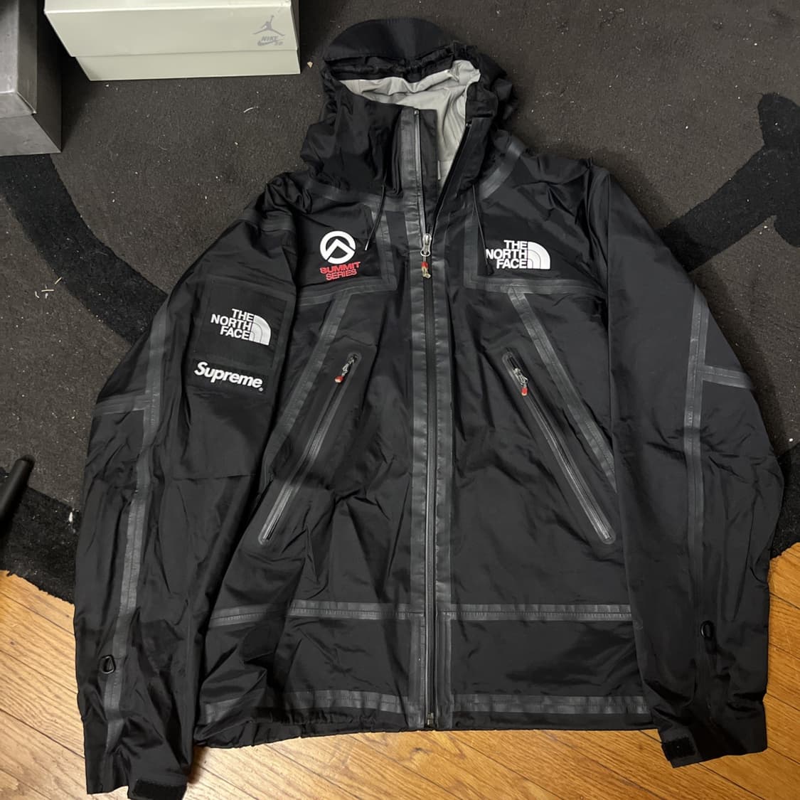 슈프림 x 노스페이스 서밋 윈드브레이커 자켓 블랙 상품이미지1