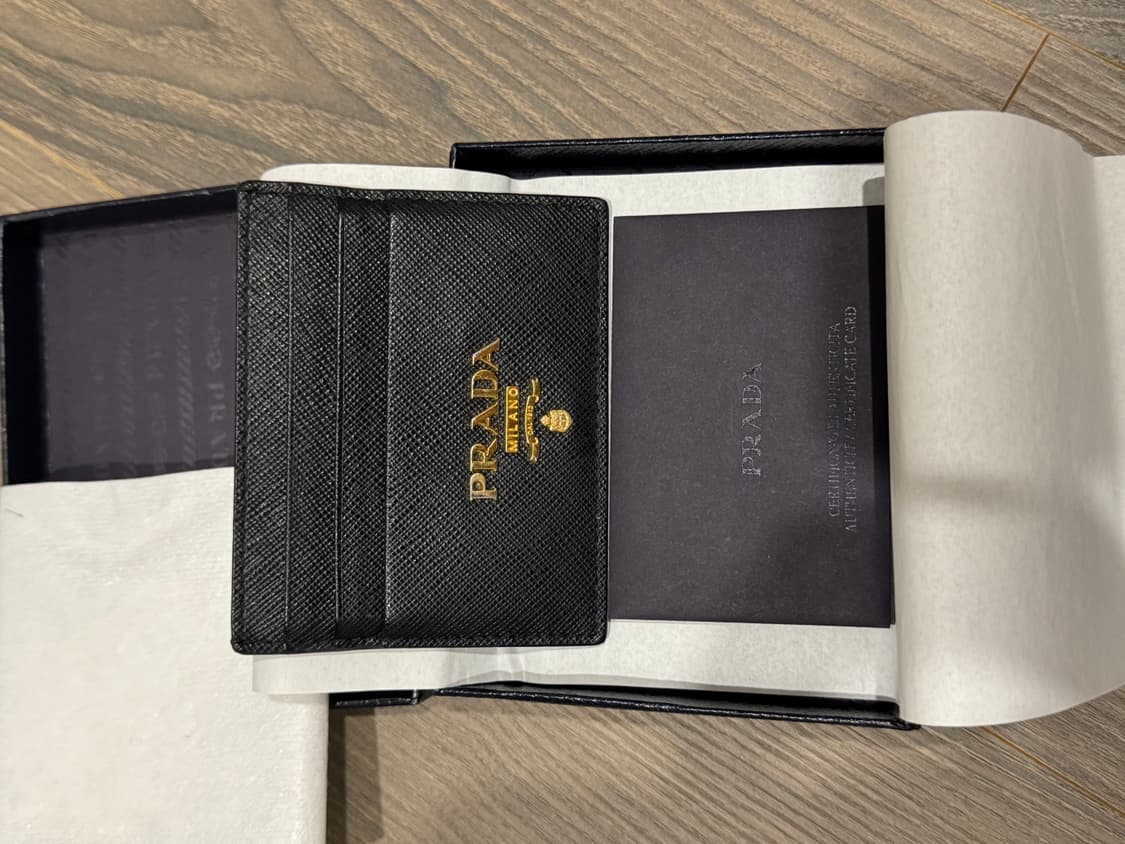 프라다 사피아노 카드지갑 블랙 상품이미지1