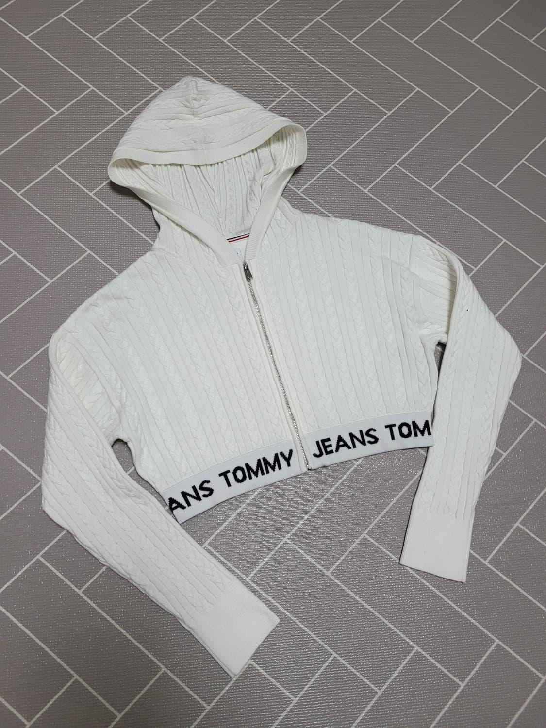 타미힐피거 크롭 케이블 니트 후드 집업  S 상품이미지1