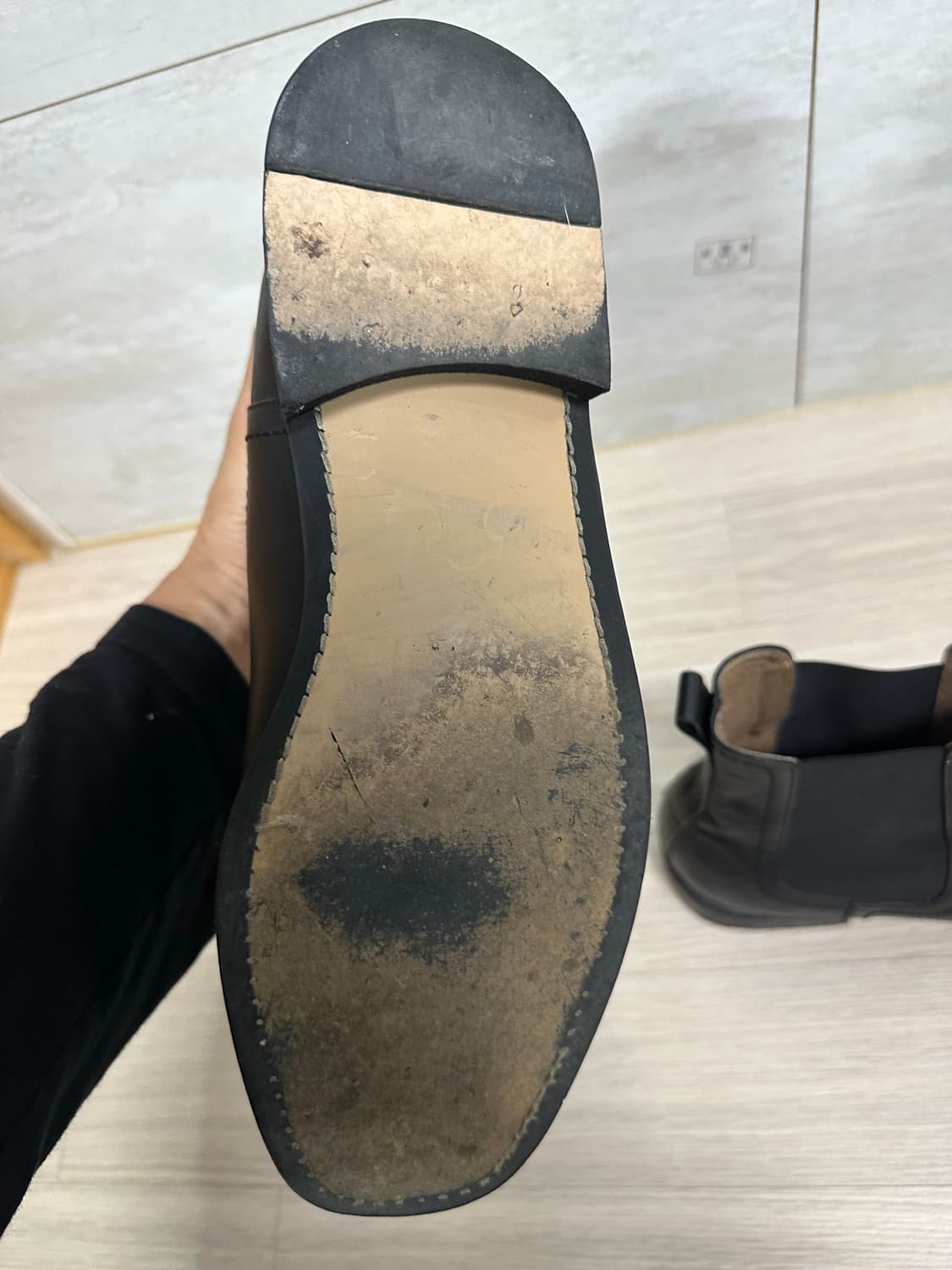 Vero cudio 통창 스퀘어 토 블랙 첼시 가죽 부츠 상품이미지8