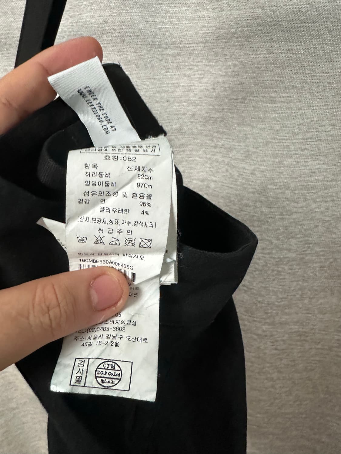 CP컴퍼니 렌즈 코튼 숏팬츠 블랙 (32) 상품이미지4